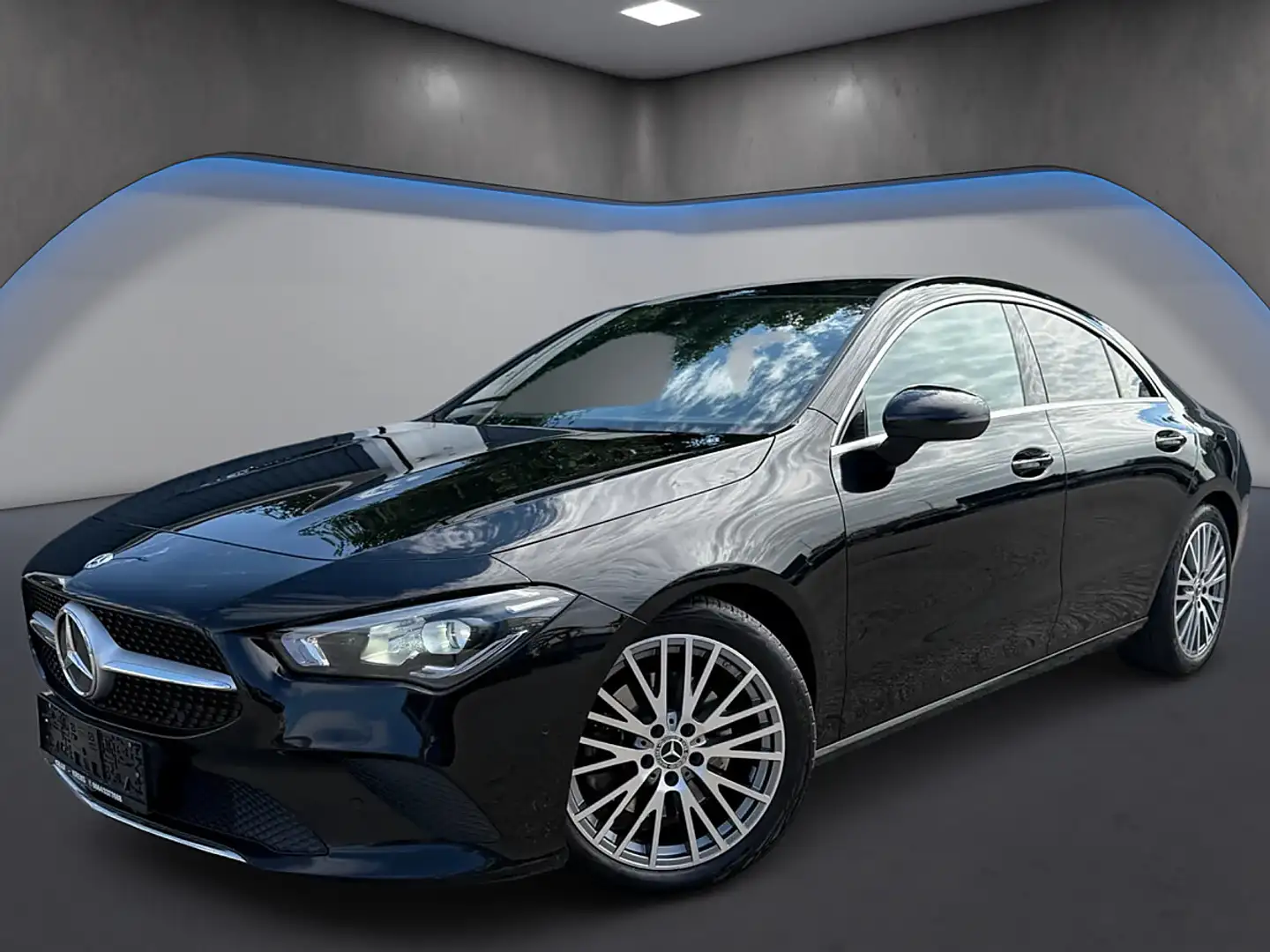 Mercedes-Benz CLA 220 d Aut. *Widescreen*Kamera*Led*Navi* Schwarz - 2
