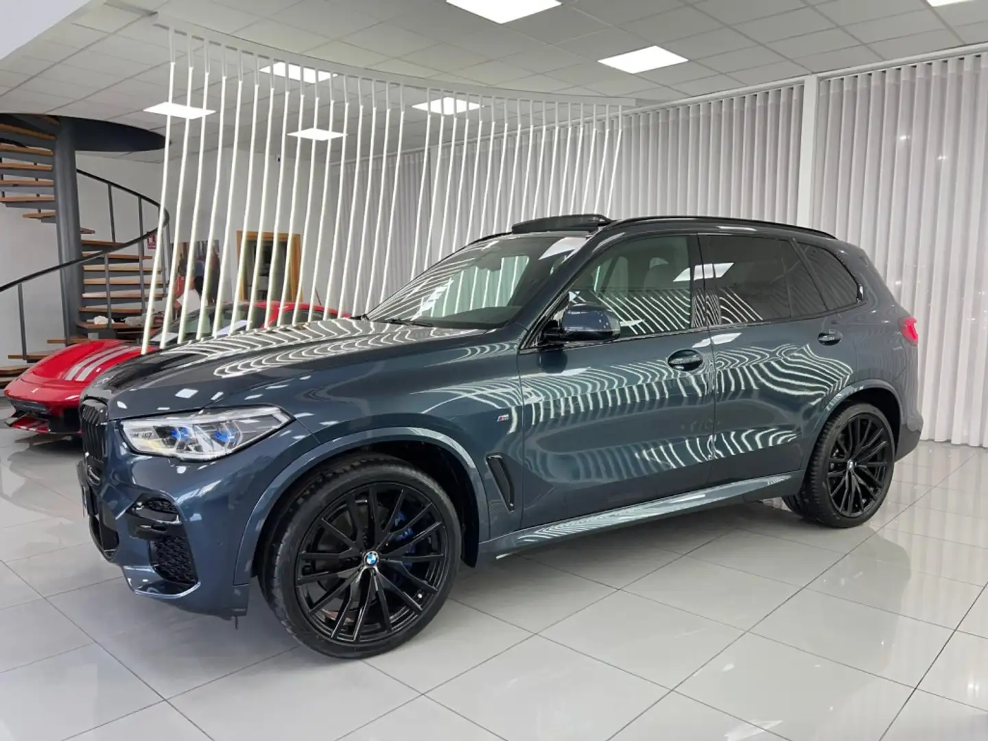 BMW X5 xDrive 30dA Blauw - 2