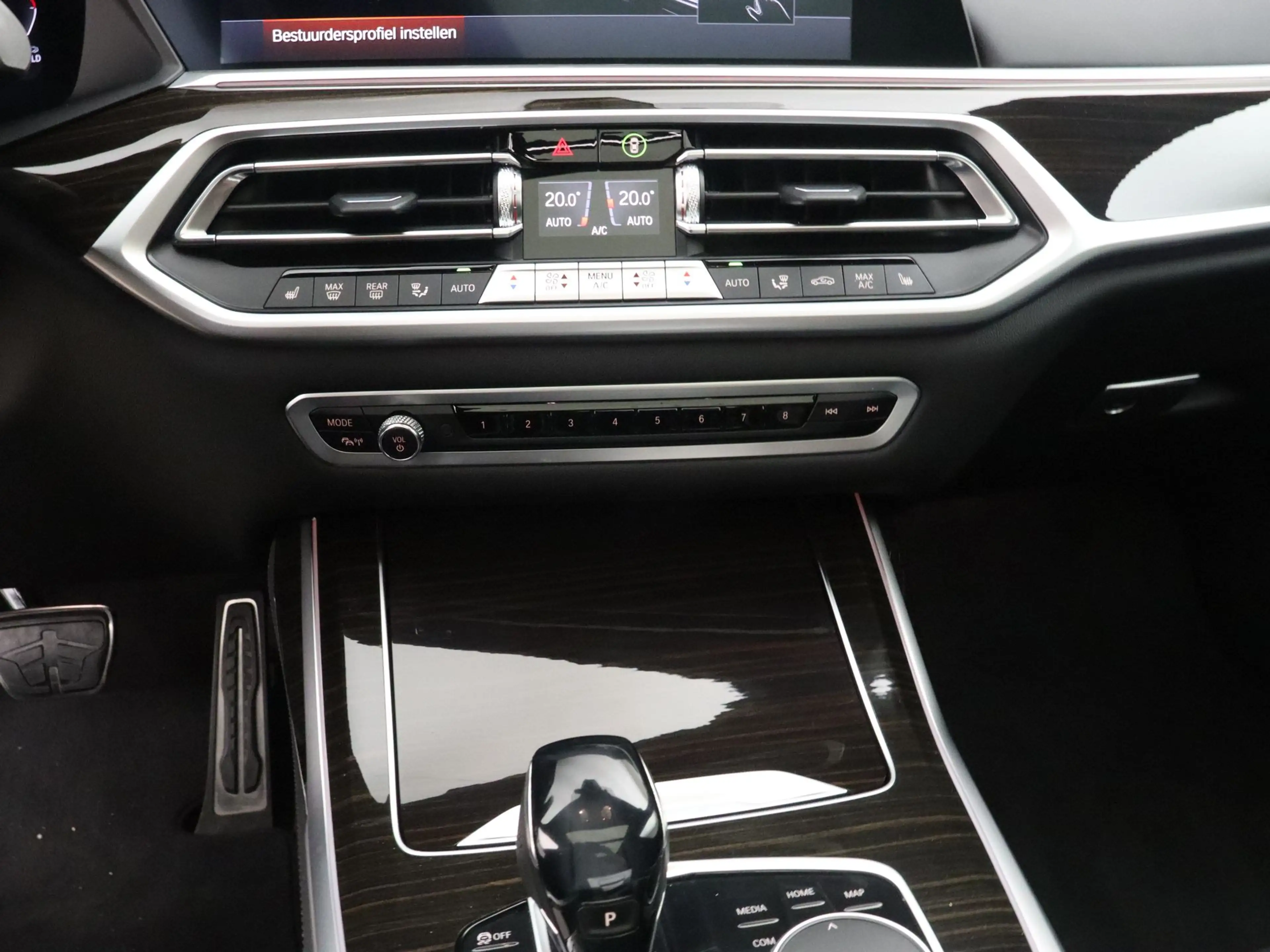 BMW X7 xDrive40i High Executive — photo 14