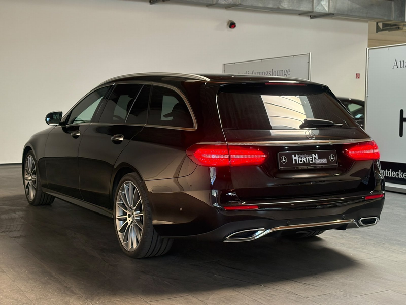 Mercedes-Benz E 400 T d AMG 4M+1HAND+360°+20ZOLL+AHK+BURMESTER — photo 10