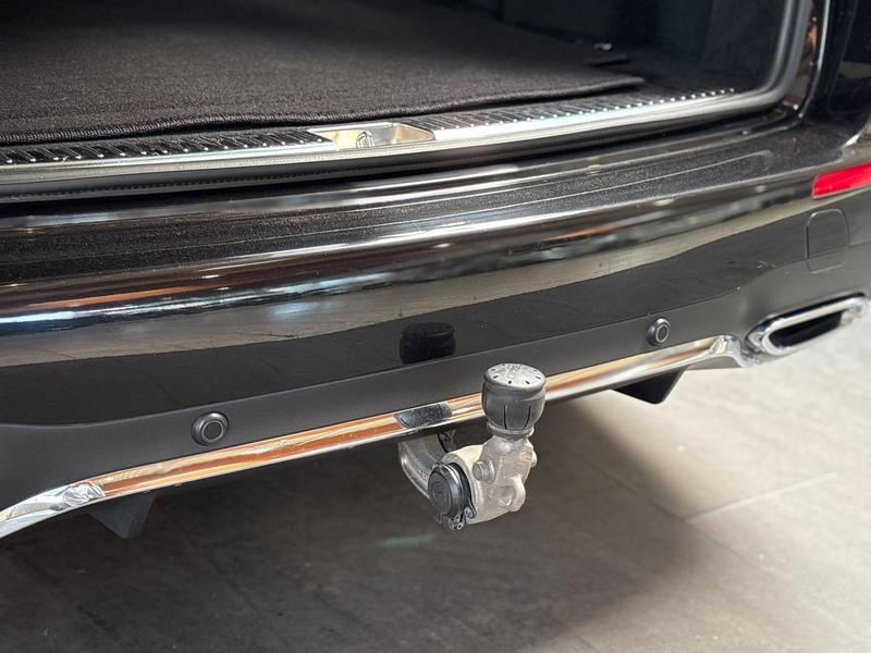 Mercedes-Benz E 400 T d AMG 4M+1HAND+360°+20ZOLL+AHK+BURMESTER — photo 13