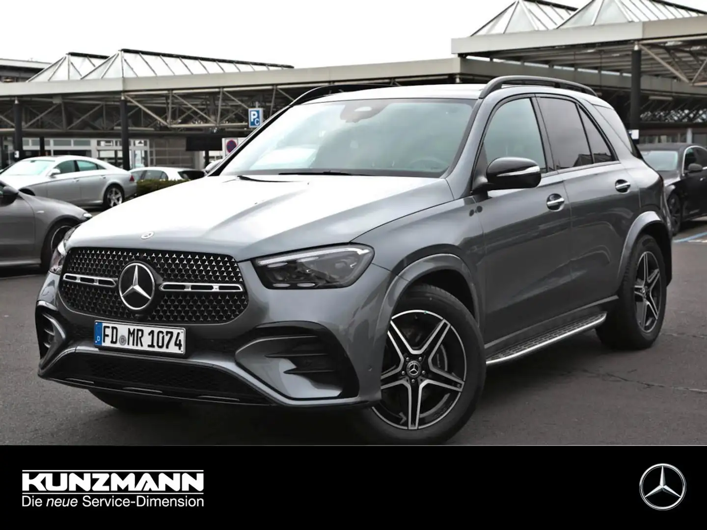 Mercedes-Benz GLE 300 d 4MATIC AMG Night Airmatic Panorama AHK Szary - 1