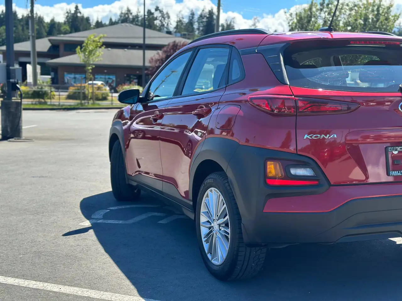 Hyundai KONA снимка Hyundai KONA