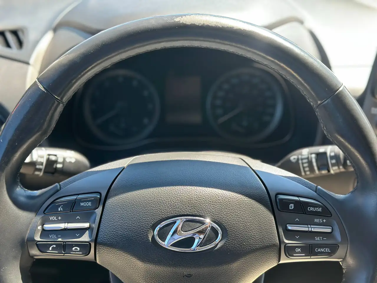 Hyundai KONA снимка Hyundai KONA