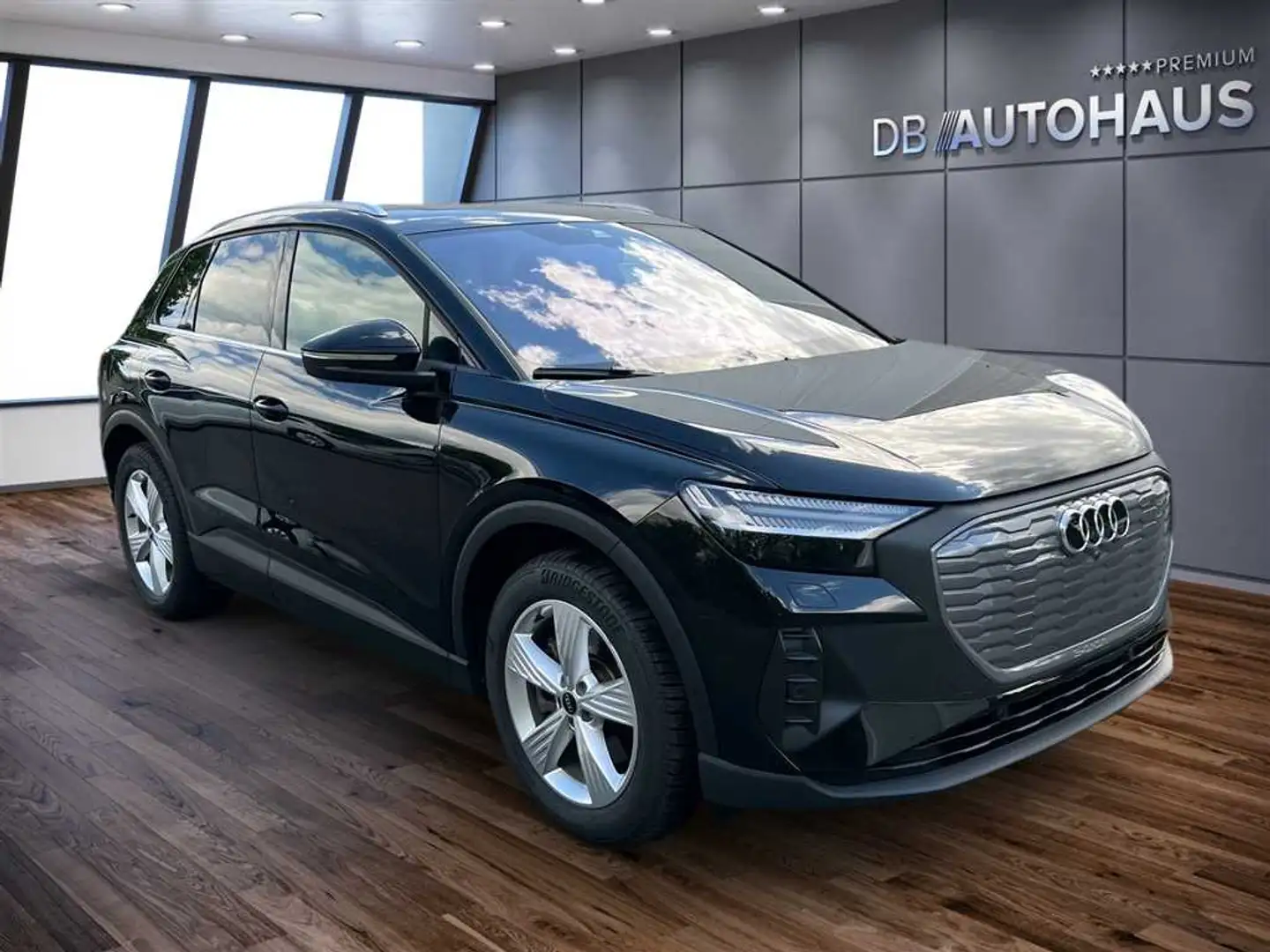 Audi Q4 e-tron 45 quattro Noir - 2