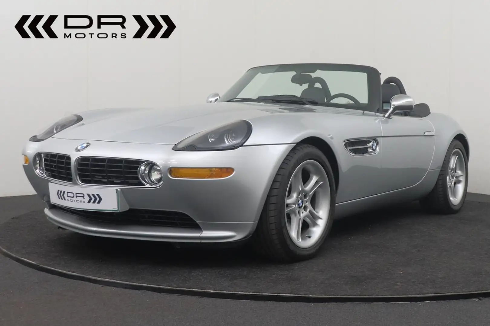 BMW Z8 4.9 V8 BMW PERFORMANCE PACKAGE - FIRST OWNER!! ... Ezüst - 1