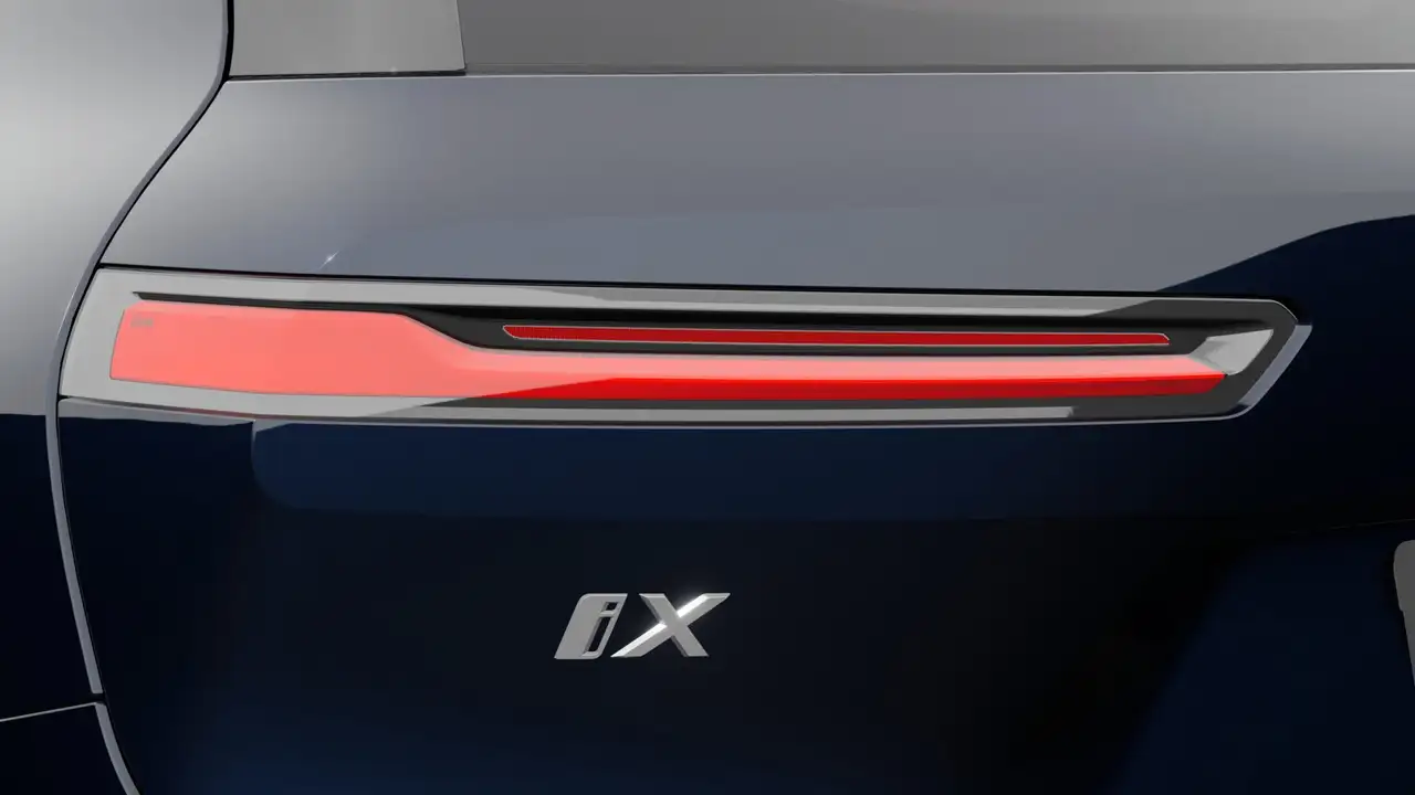 BMW iX снимка BMW iX