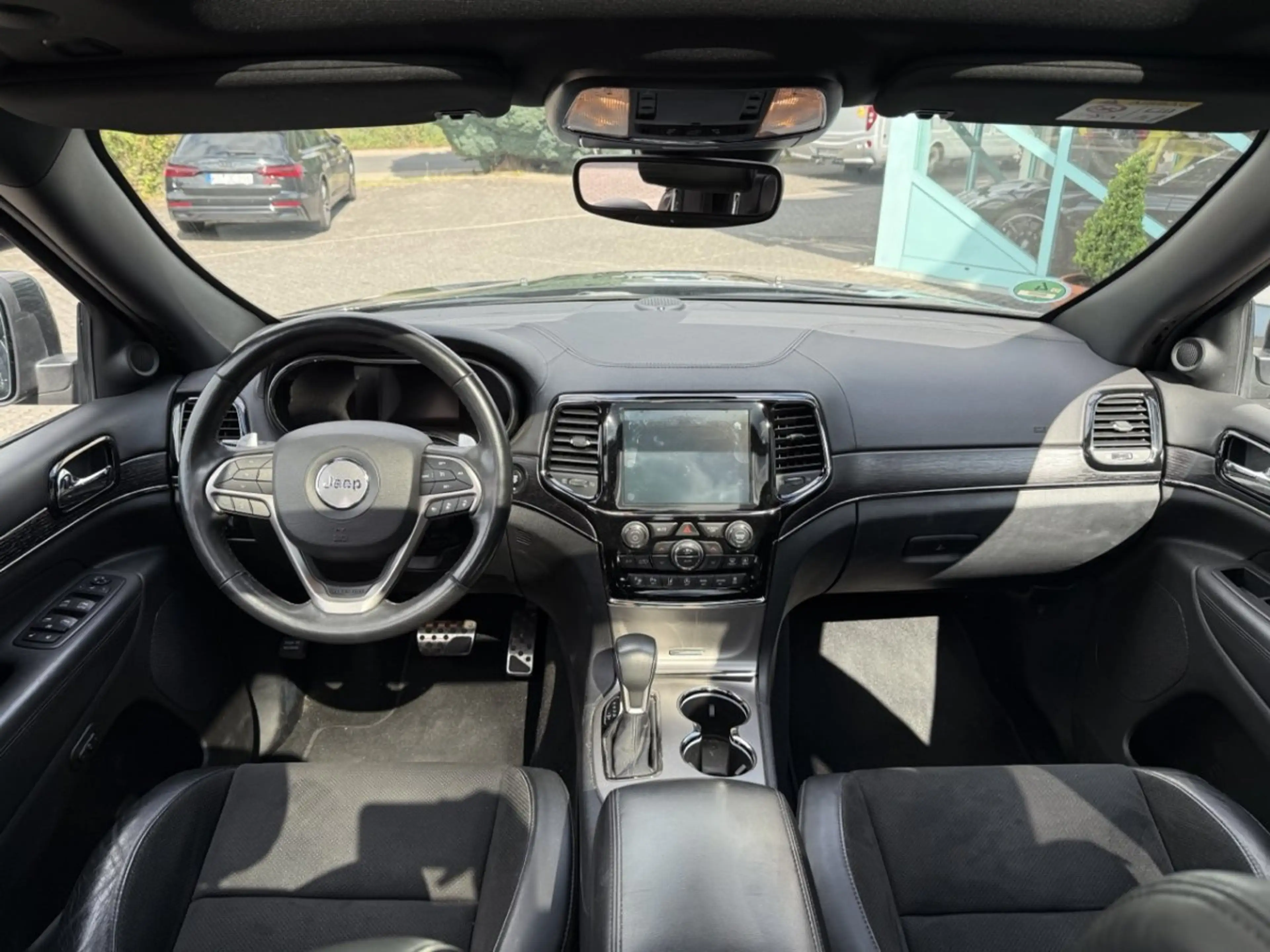 Jeep Grand Cherokee S 4x4 — photo 9