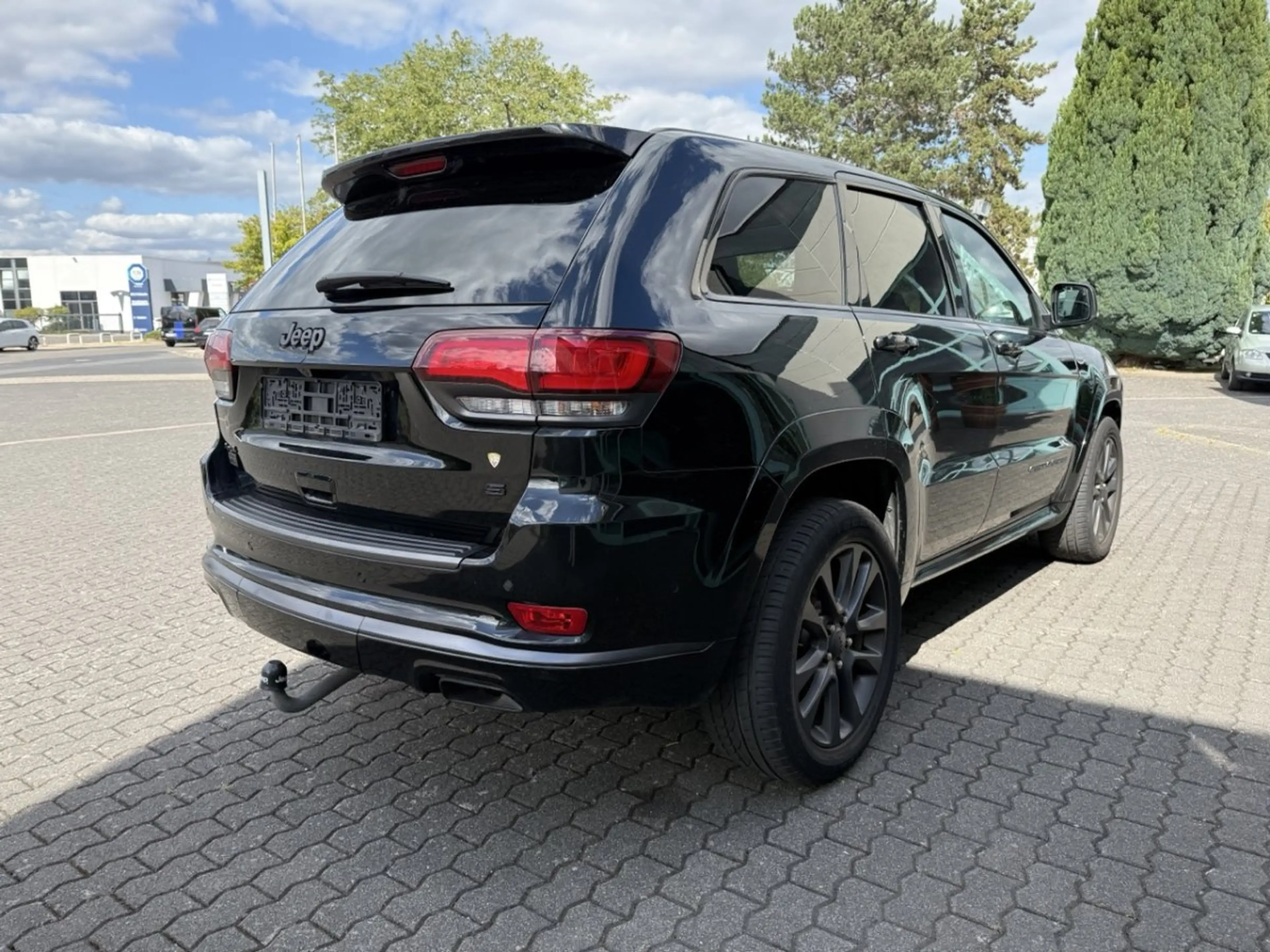 Jeep Grand Cherokee S 4x4 — photo 5