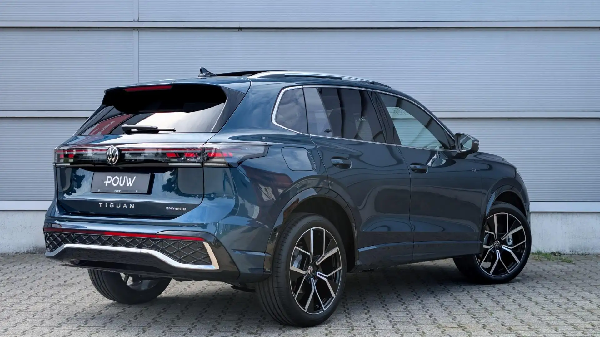 Volkswagen Tiguan 1.5 eHybrid 204pk DSG R-Line Edition | Trekhaak Pa Blauw - 2