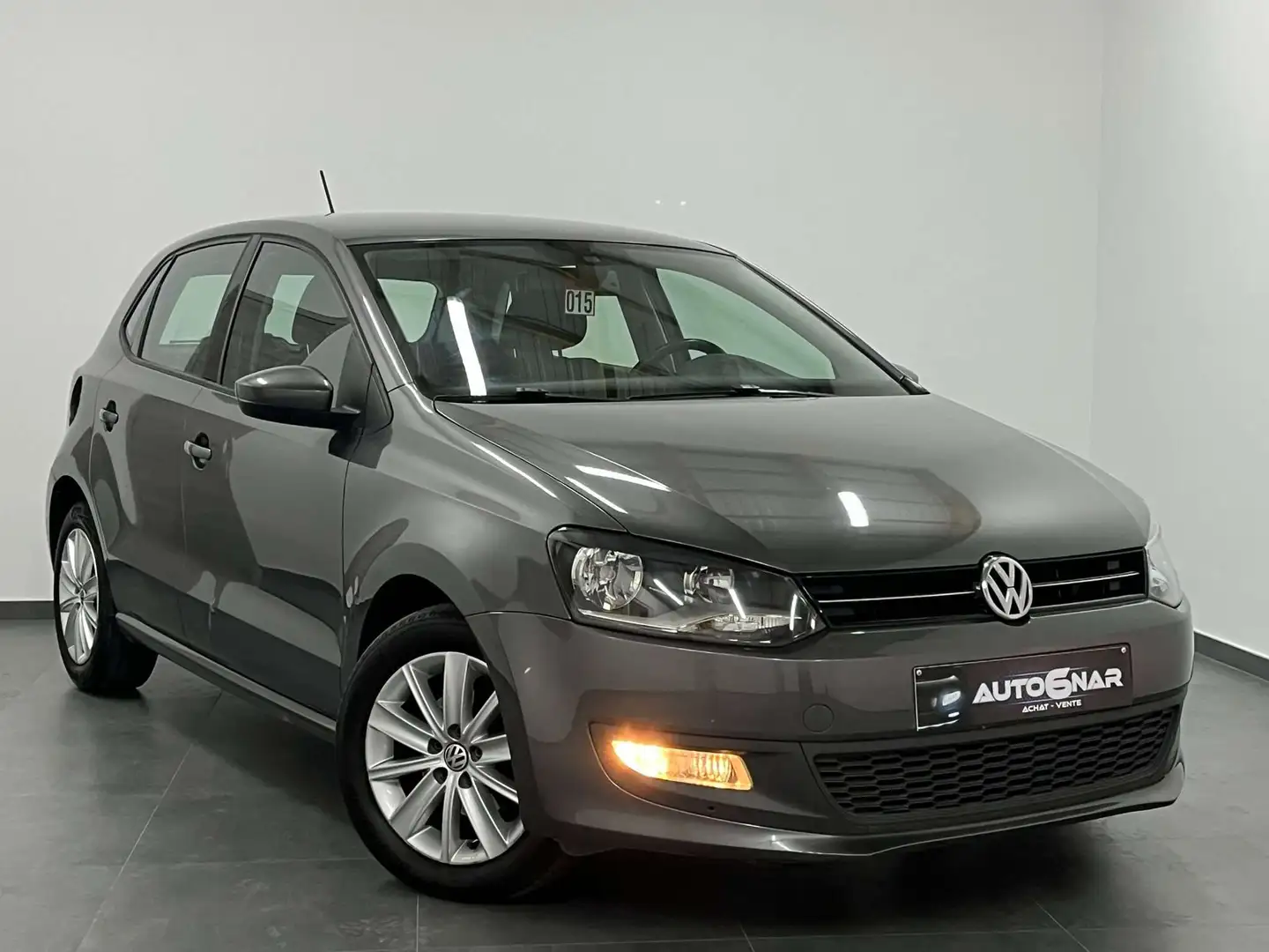 Volkswagen Polo 1.6 CR TDi - Navi - Airco - 1erMain - Carnet Gris - 1