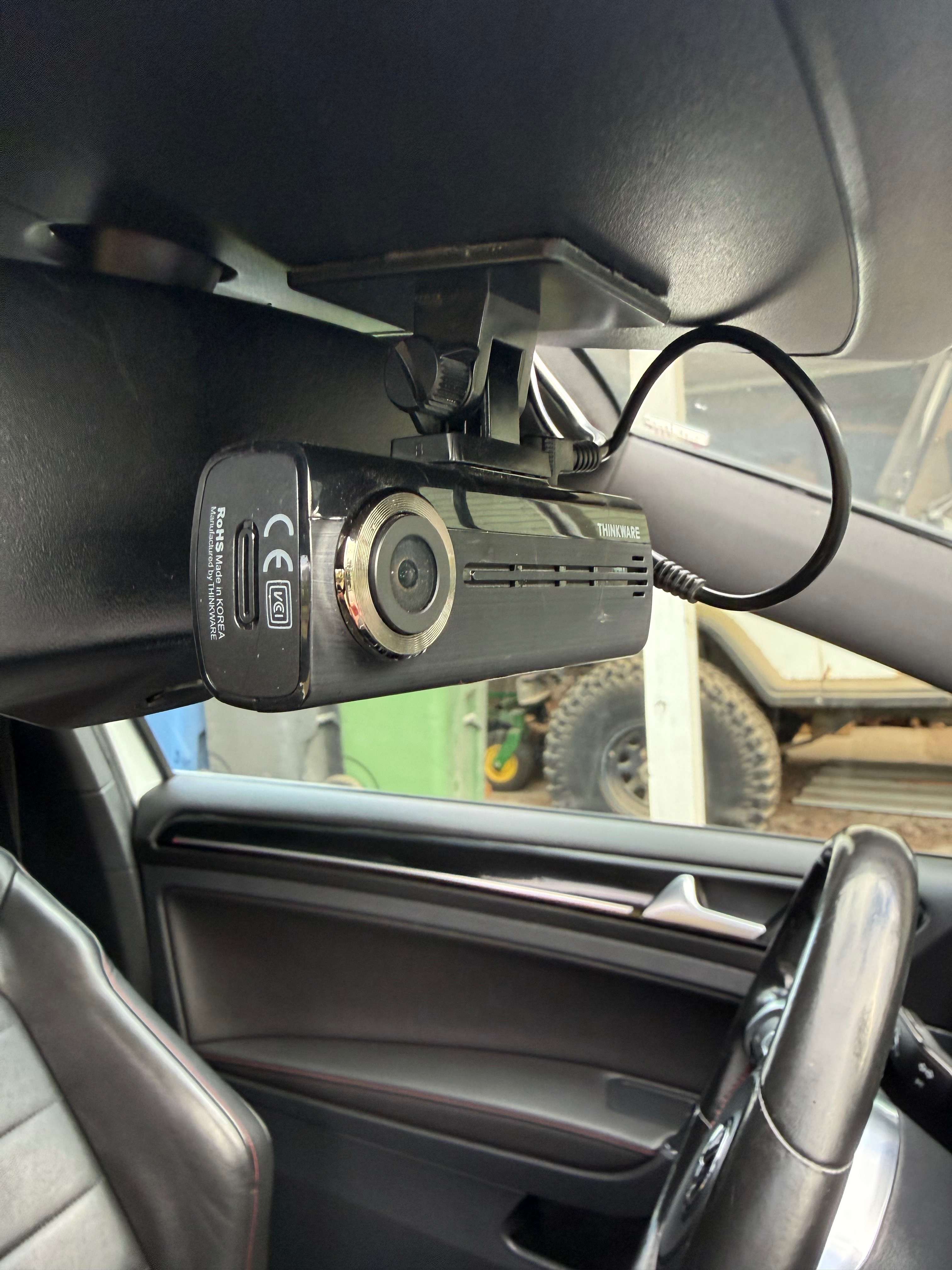 2016 Volkswagen Golf GTI Performance thumb 22