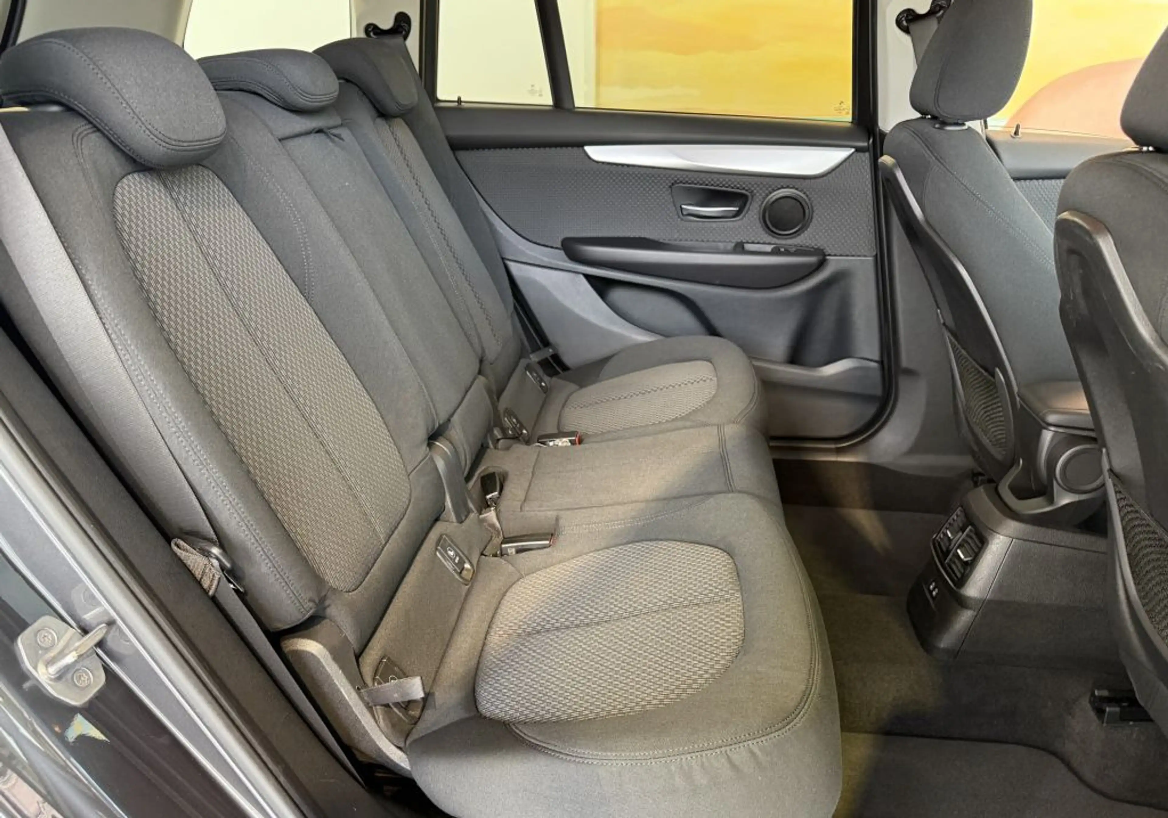 BMW 218 218i Gran Tourer Aut. LED+NAV+SPUR+KAM+TEMP+HIFI — photo 10