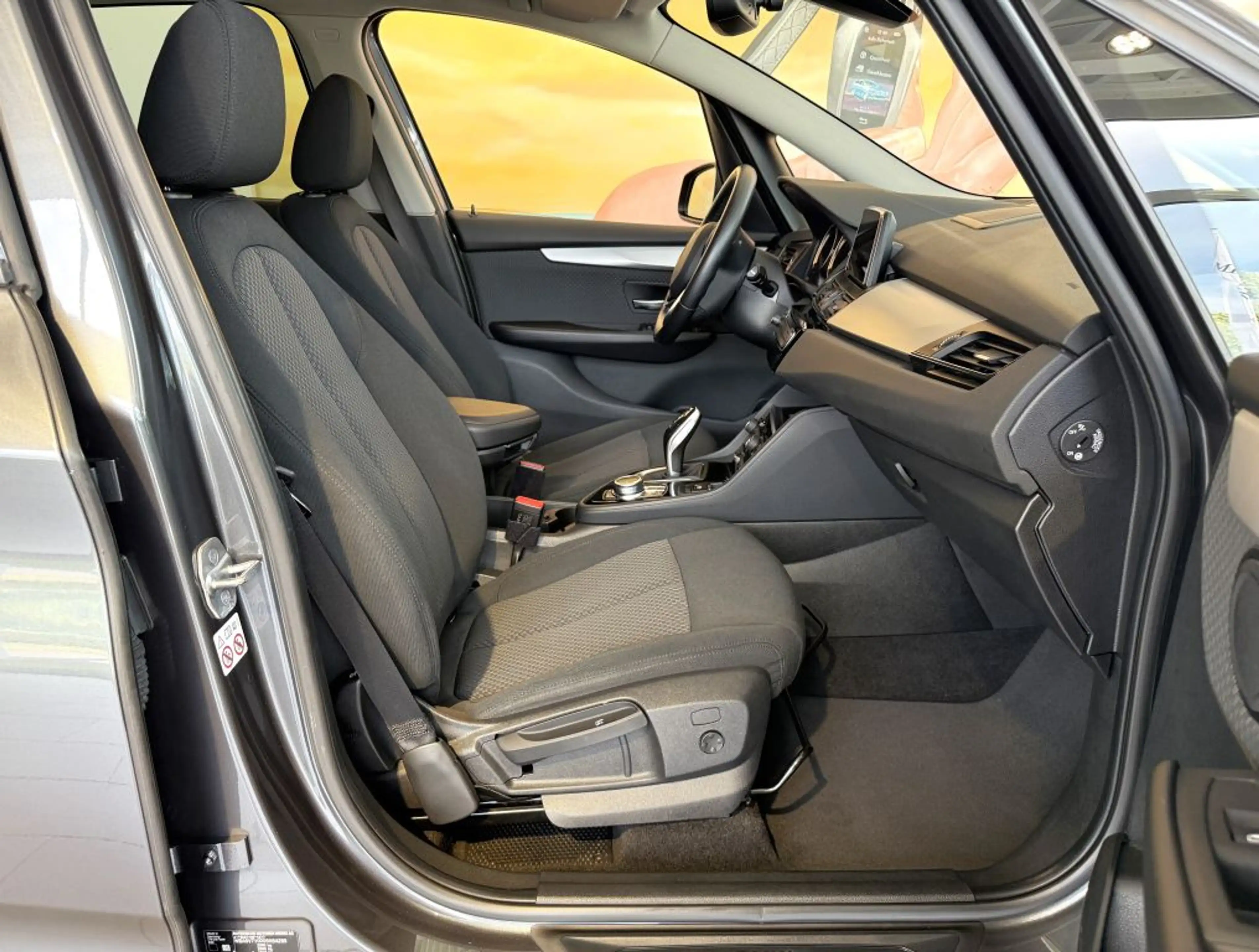 BMW 218 218i Gran Tourer Aut. LED+NAV+SPUR+KAM+TEMP+HIFI — photo 5