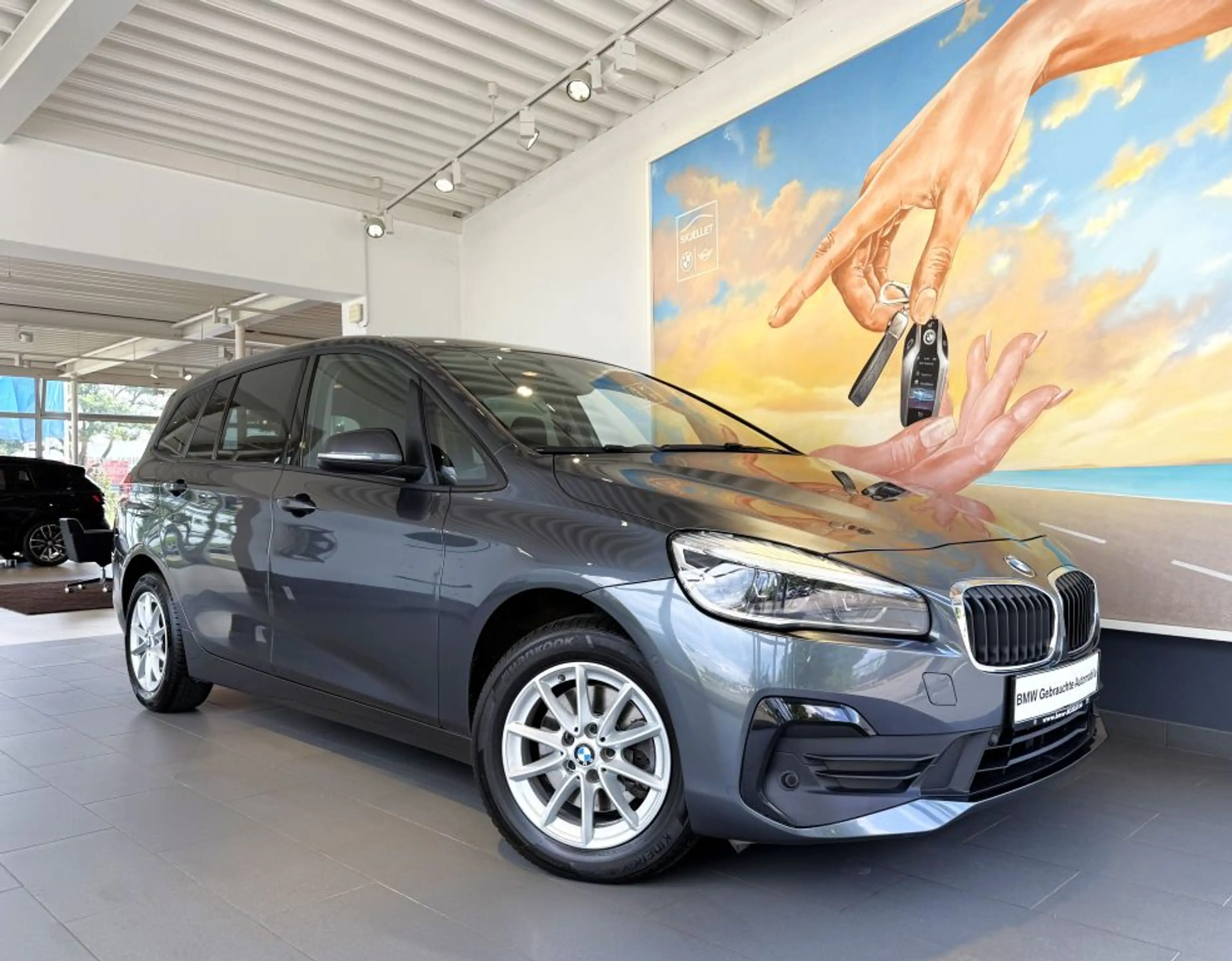BMW 218 218i Gran Tourer Aut. LED+NAV+SPUR+KAM+TEMP+HIFI — photo 2
