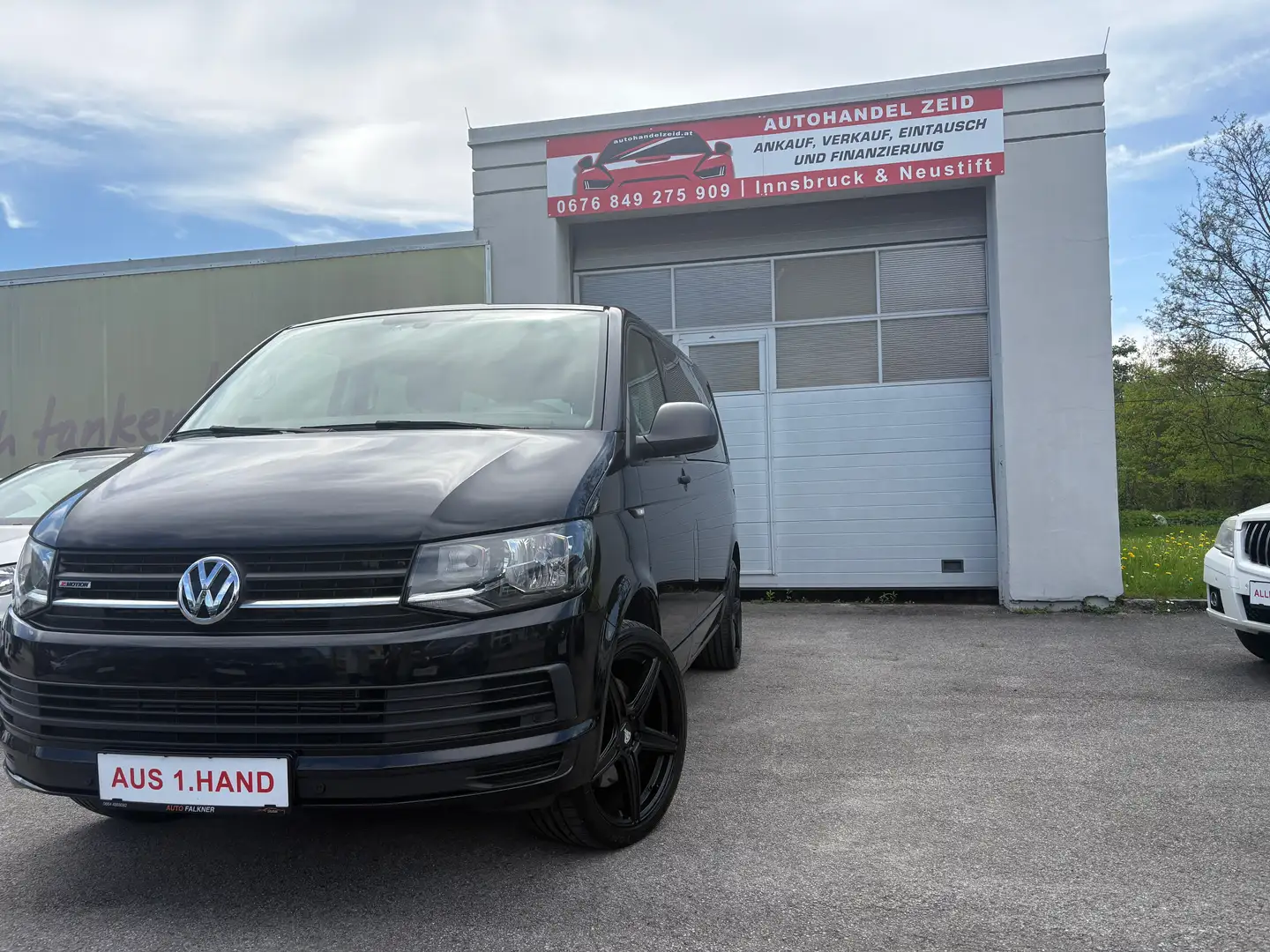 Volkswagen T6 Multivan Multivan Comfortline 4Motion-Netto 27400,- Schwarz - 1