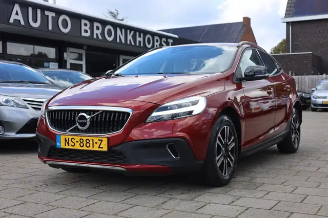 Volvo V40 Cross Country 1.5 T3 NORDIC+ AUTOMAAT | NAVI | NL AUTO