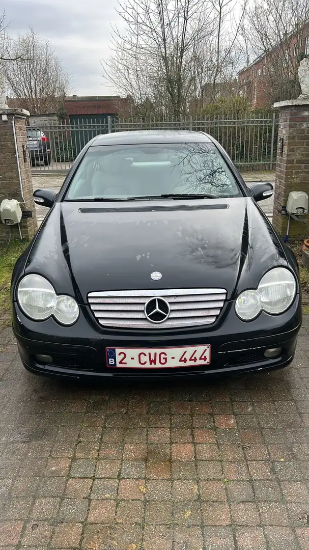 Mercedes-Benz 180 Noir - 1