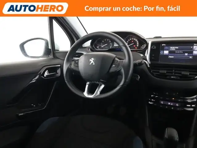Peugeot 208 view 14