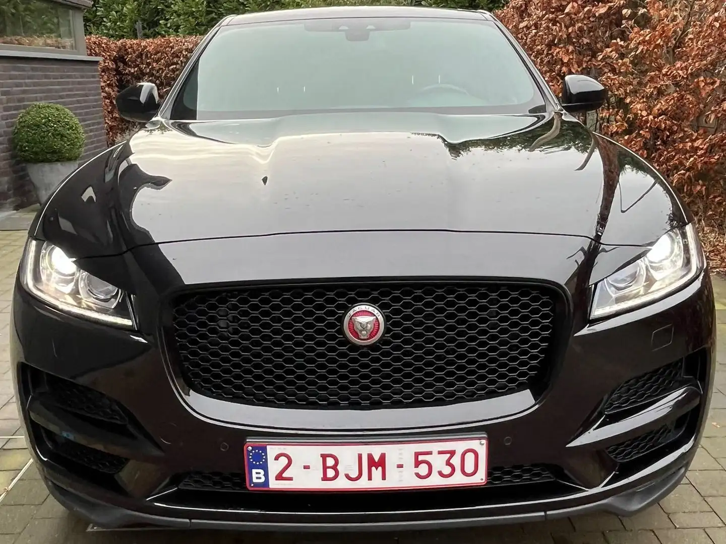 Jaguar F-Pace 2.0 D AWD R-Sport Black Edition - NAVI - PANO Negro - 2