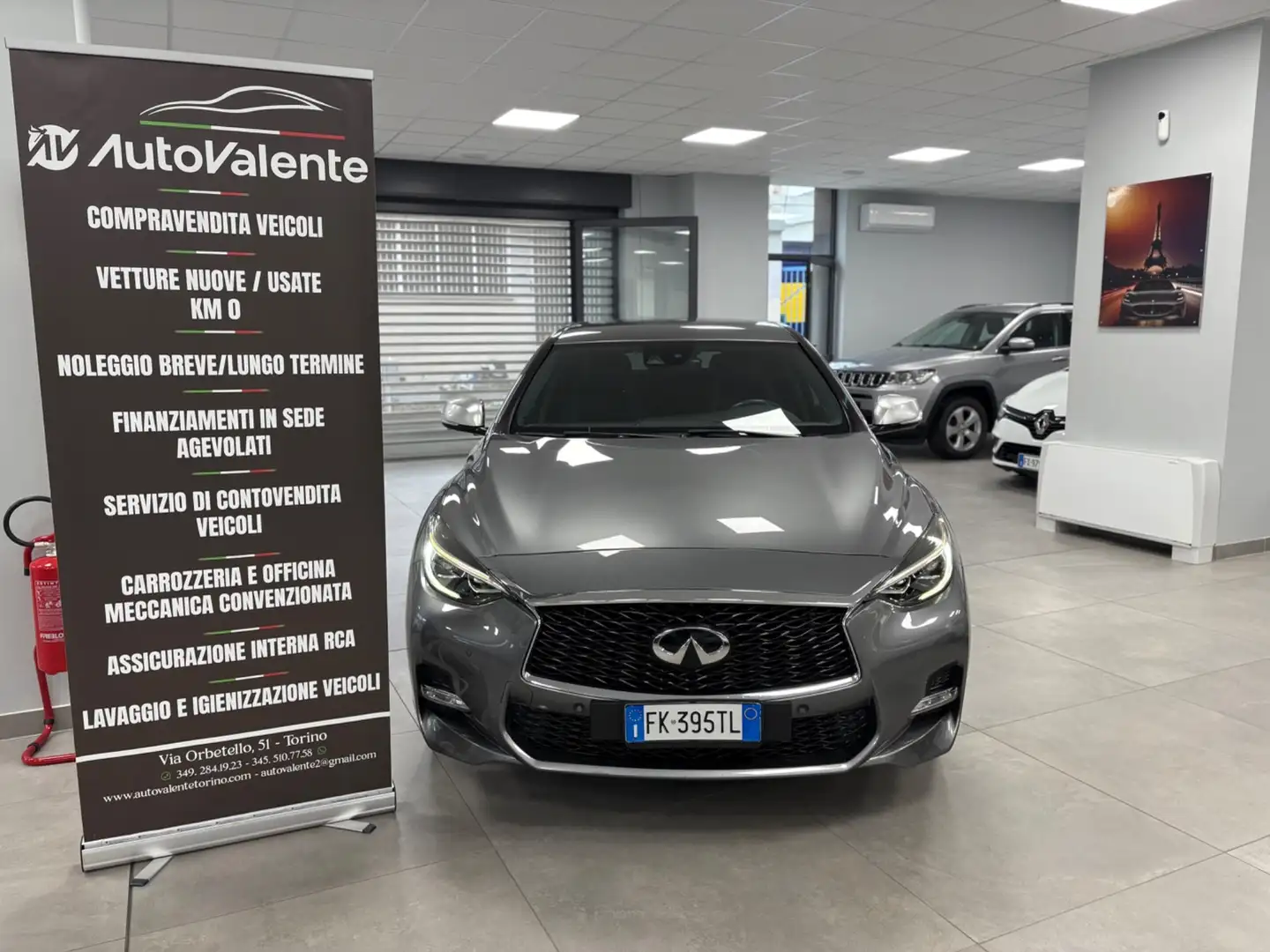 Infiniti Q30 1.5 diesel Premium Grigio - 2