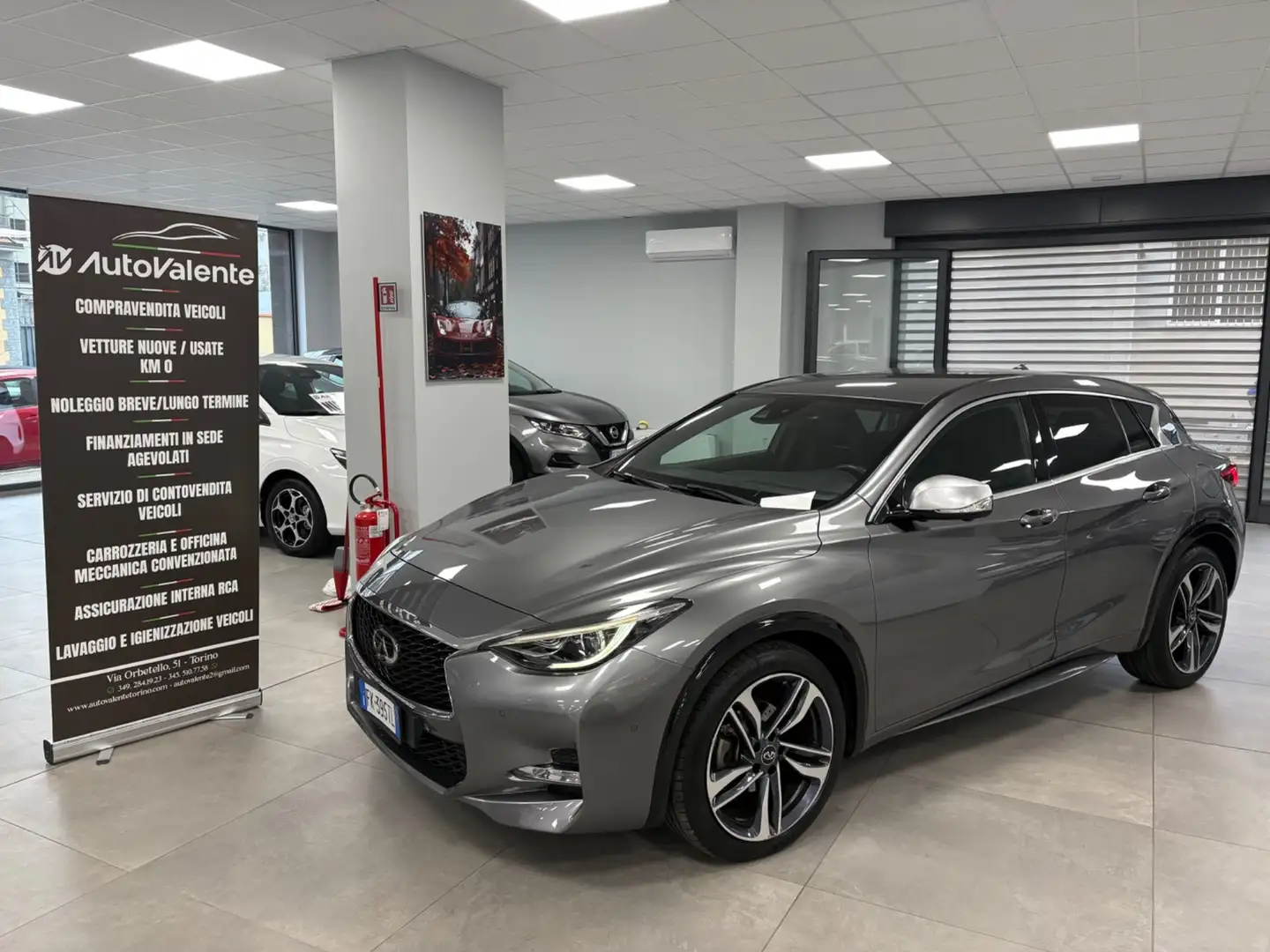 Infiniti Q30 1.5 diesel Premium Grigio - 1