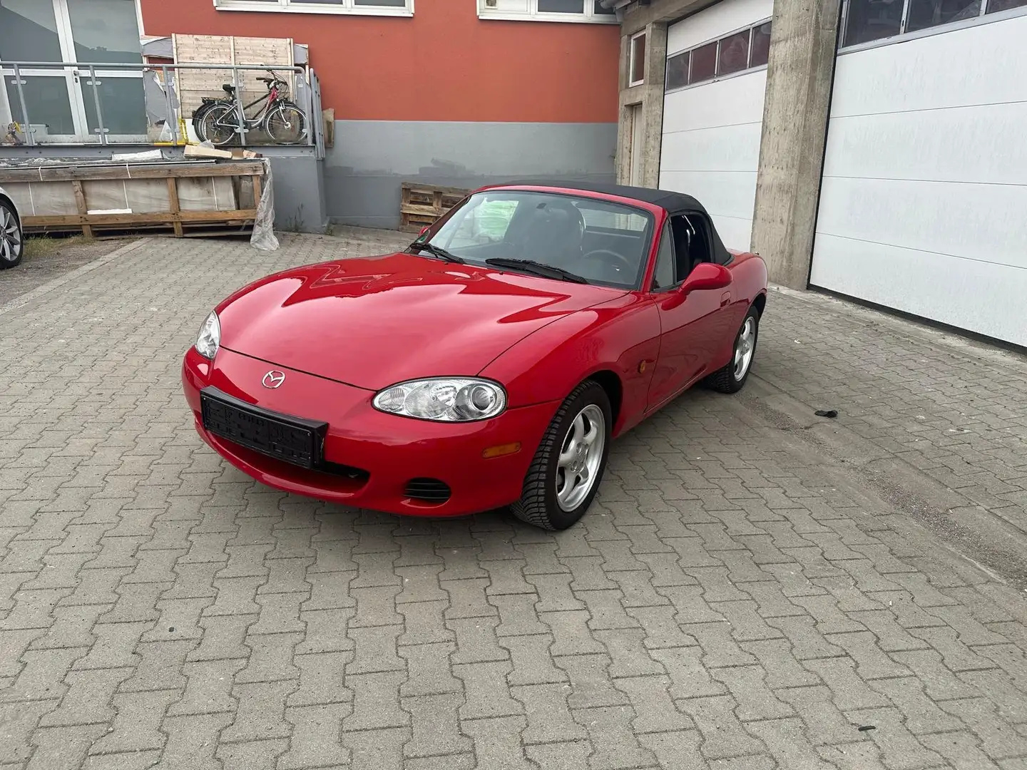 Mazda MX-5 MX 5 1.6i 16V Rot - 2