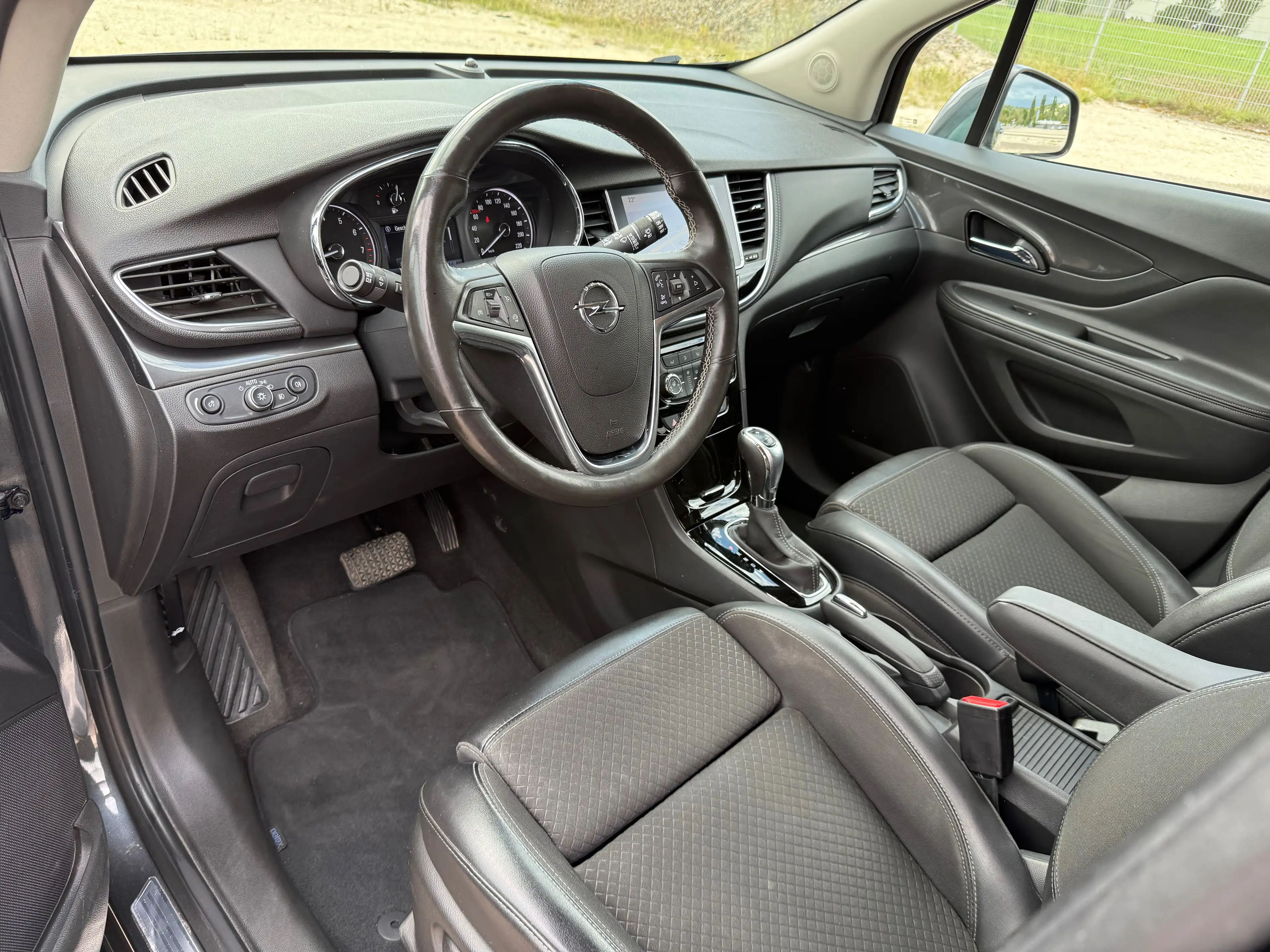 Opel Mokka X Innovation Automatik*NAVI*KAMERA*ALU*AHK*PDC*SHZG* — photo 11