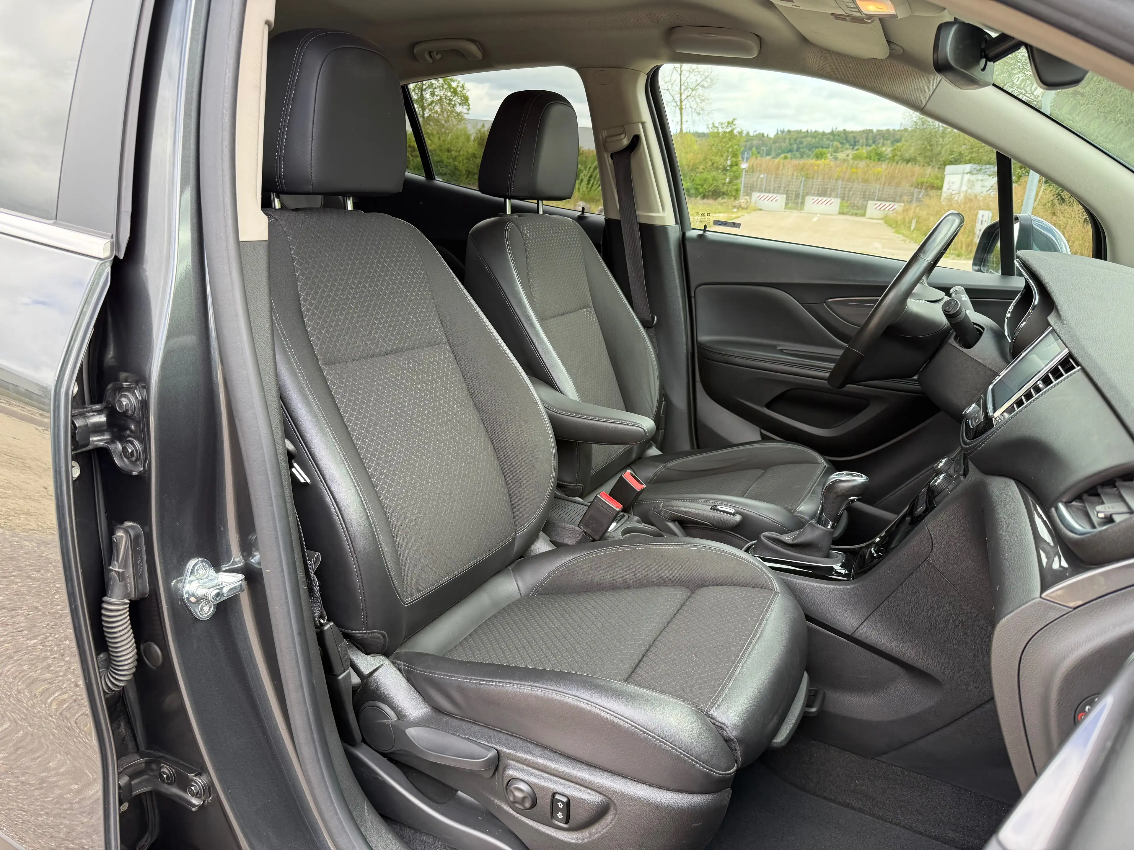 Opel Mokka X Innovation Automatik*NAVI*KAMERA*ALU*AHK*PDC*SHZG* — photo 14