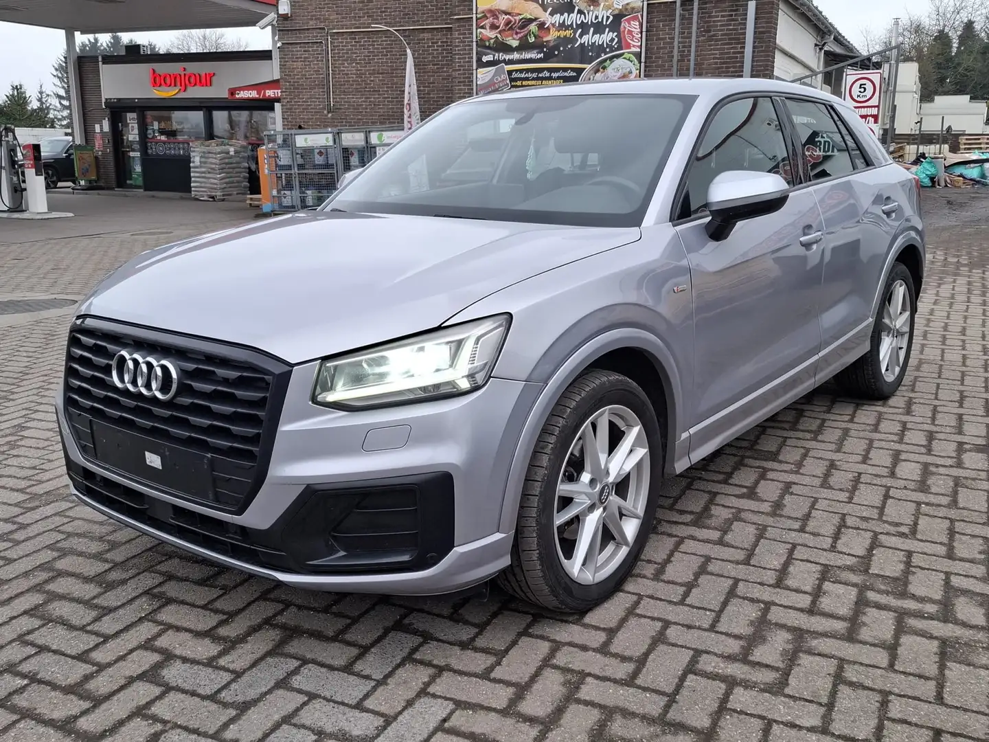 Audi Q2 30 TDi Sport S tronic (EU6d-TEMP) S Line Gris - 1