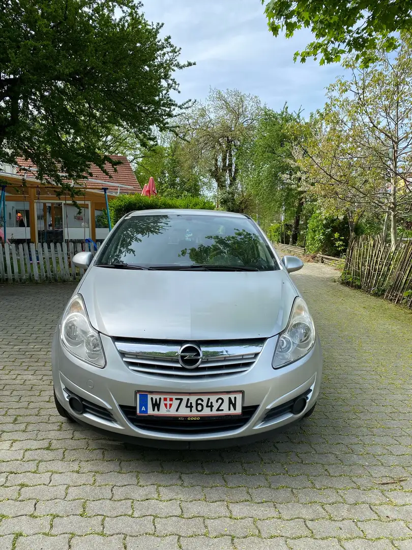Opel Corsa 1.0 12V Grau - 1