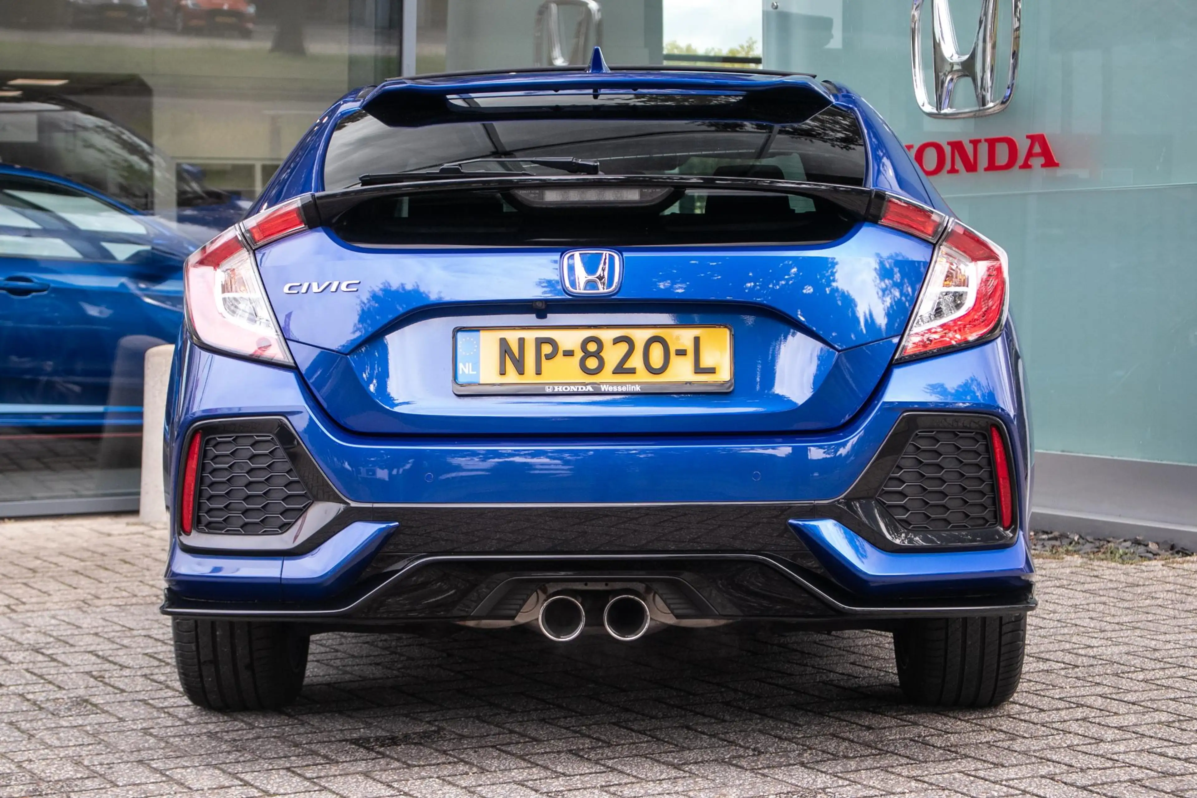 Honda Civic 1.5 i-VTEC Sport Plus — photo 11