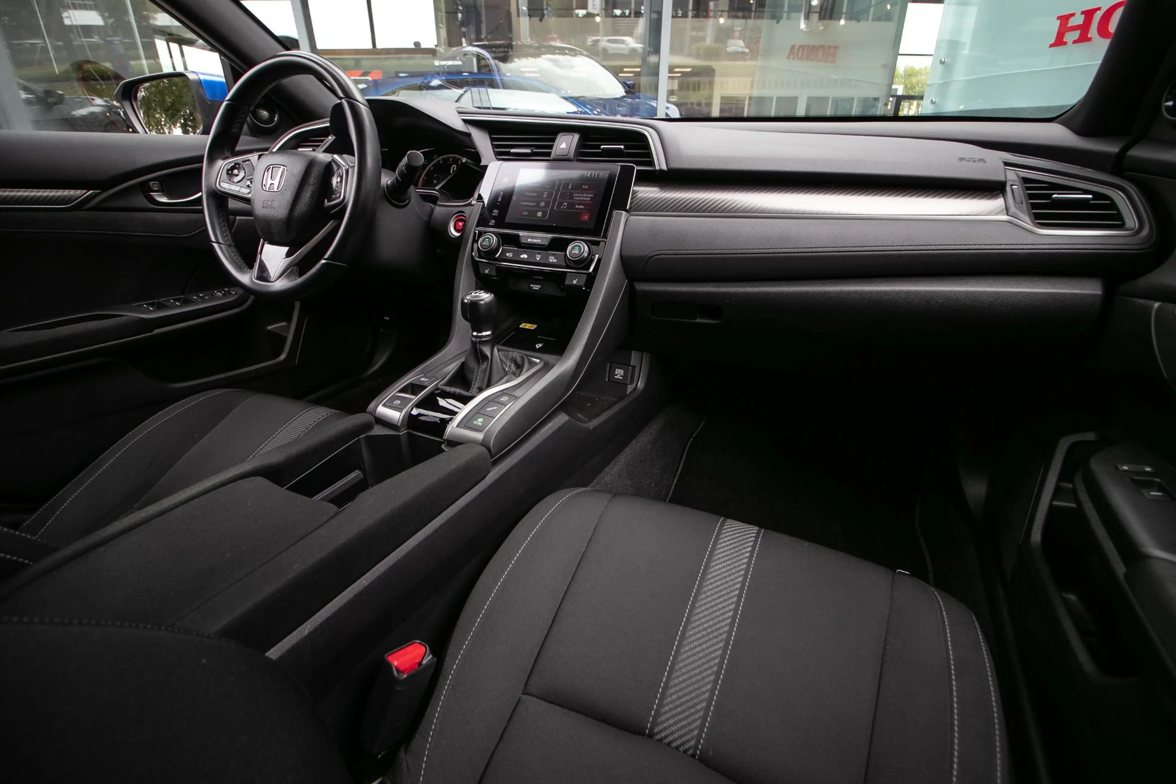 Honda Civic 1.5 i-VTEC Sport Plus — photo 4
