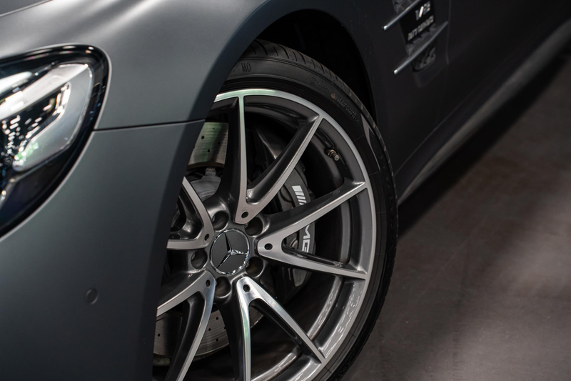 Mercedes-Benz SL 63 AMG *Magic Body Control / Magic Sky Control / Harman-K — photo 11