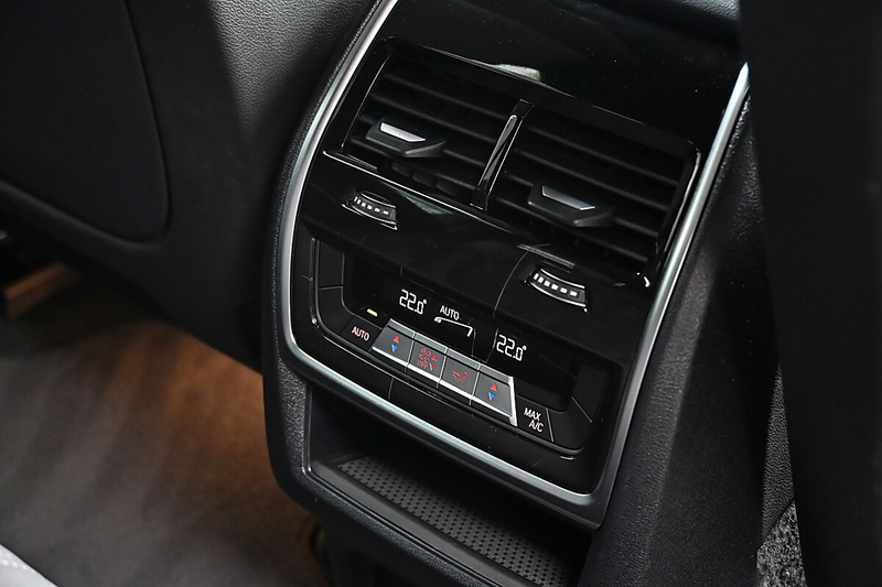 BMW X5 xDrive45e PHEV Aut. 21", ACC, Laser, HeadUp, Ha... — photo 11
