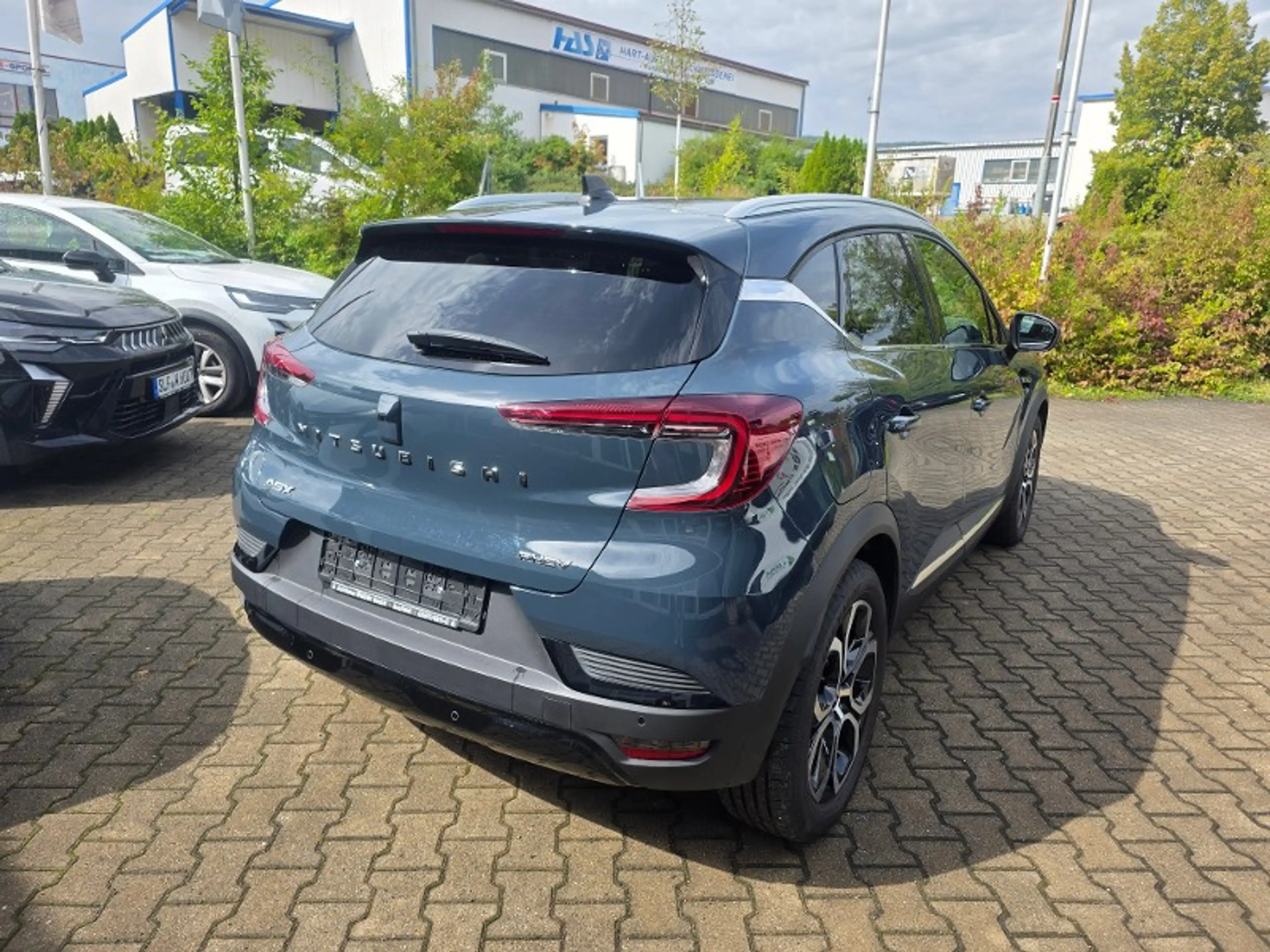 Mitsubishi ASX Select 1.6 Plug-in Hybrid Automatik — photo 4