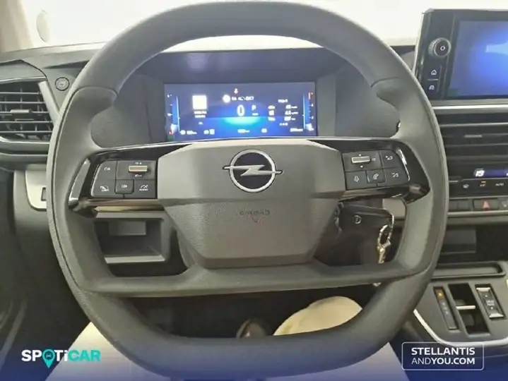 Opel Zafira 2026, foto 12