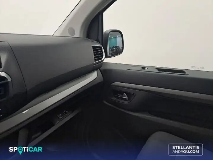 Opel Zafira 2026, foto 21