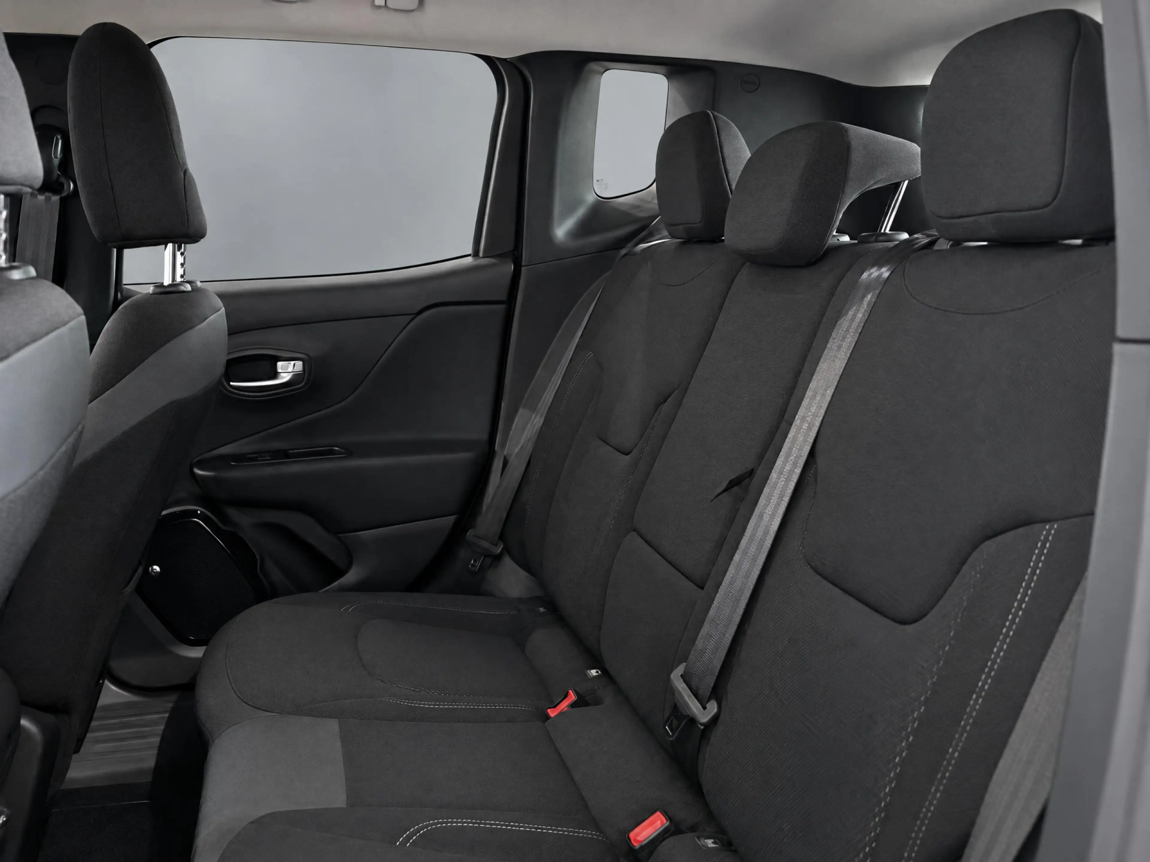 Jeep Renegade 1.3T Freedom YP — photo 13