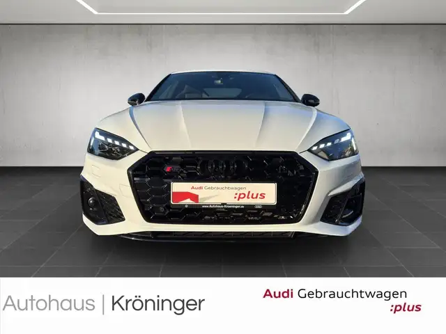 Audi S5 view 5