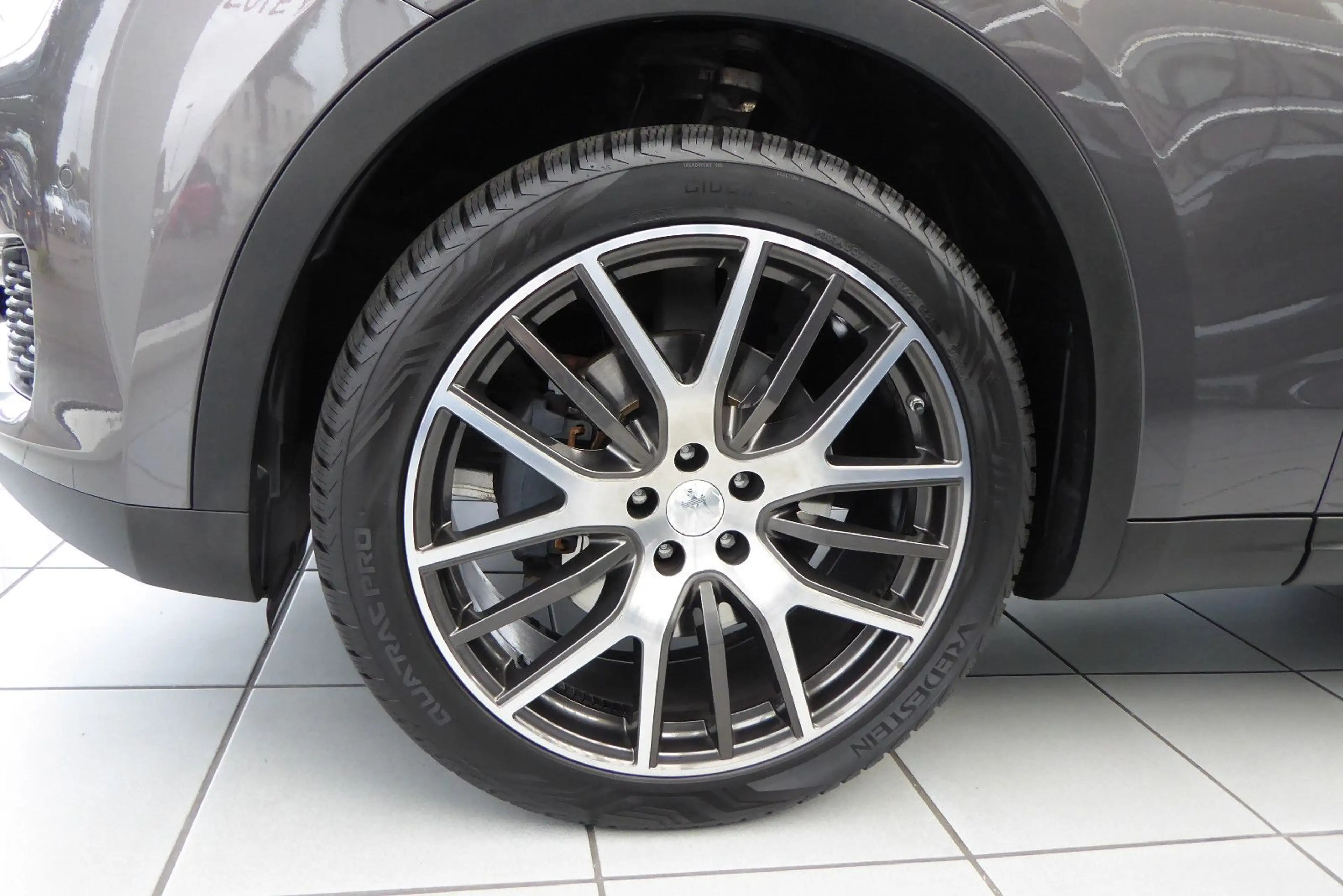 Maserati Levante Q4 Pano-SD — photo 14