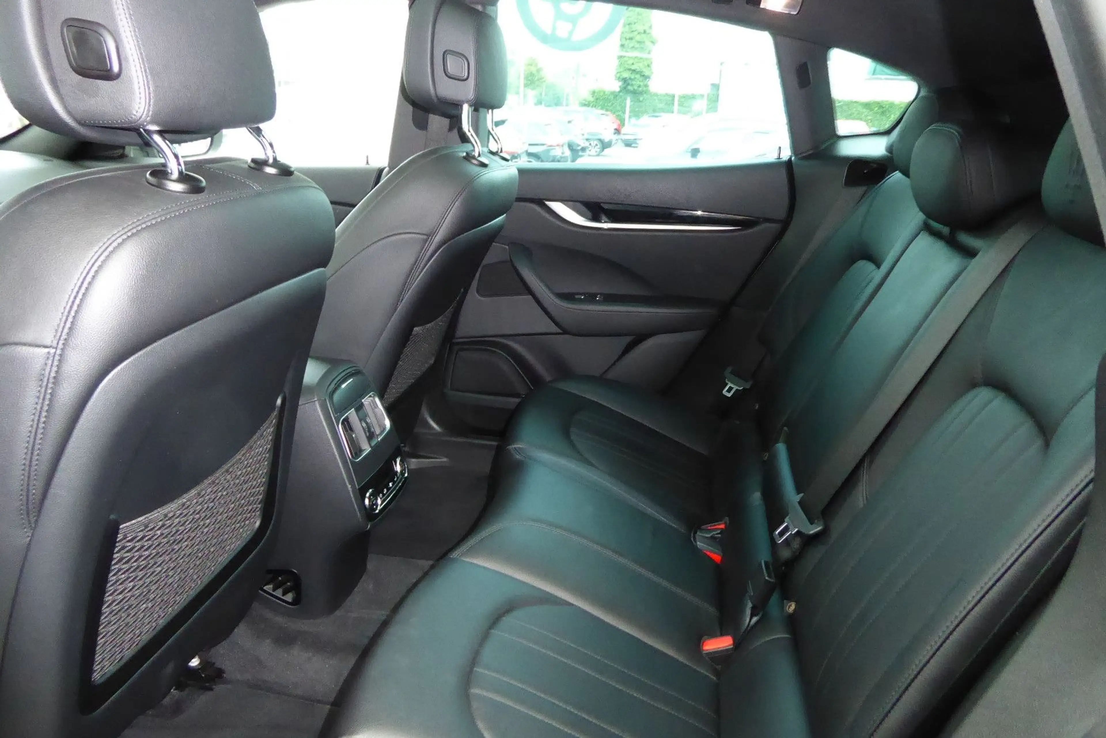 Maserati Levante Q4 Pano-SD — photo 11