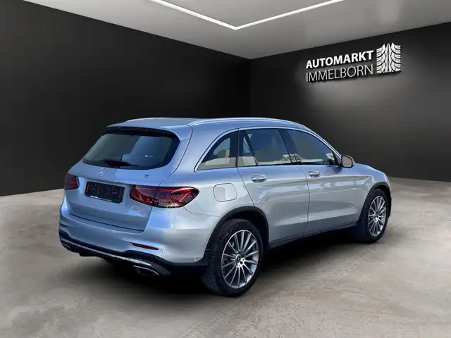 Mercedes-Benz GLC view 8