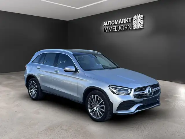 Mercedes-Benz GLC 300 d AMG 20*Memory*STHZG*Pano*AHK*Massag