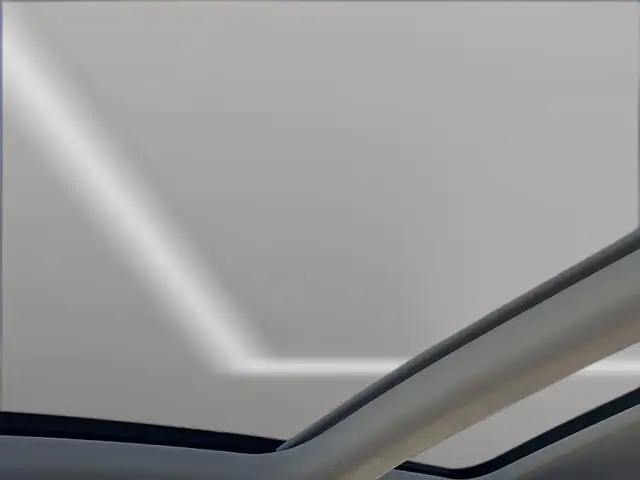 Mercedes-Benz GLC view 13