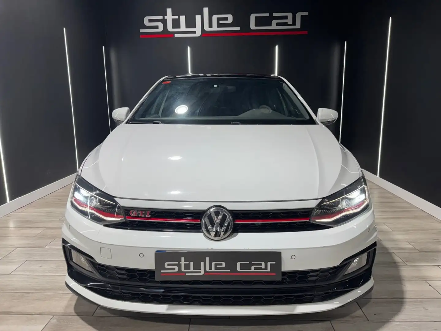 Volkswagen Polo 2.0 TSI GTI DSG Blanco - 1