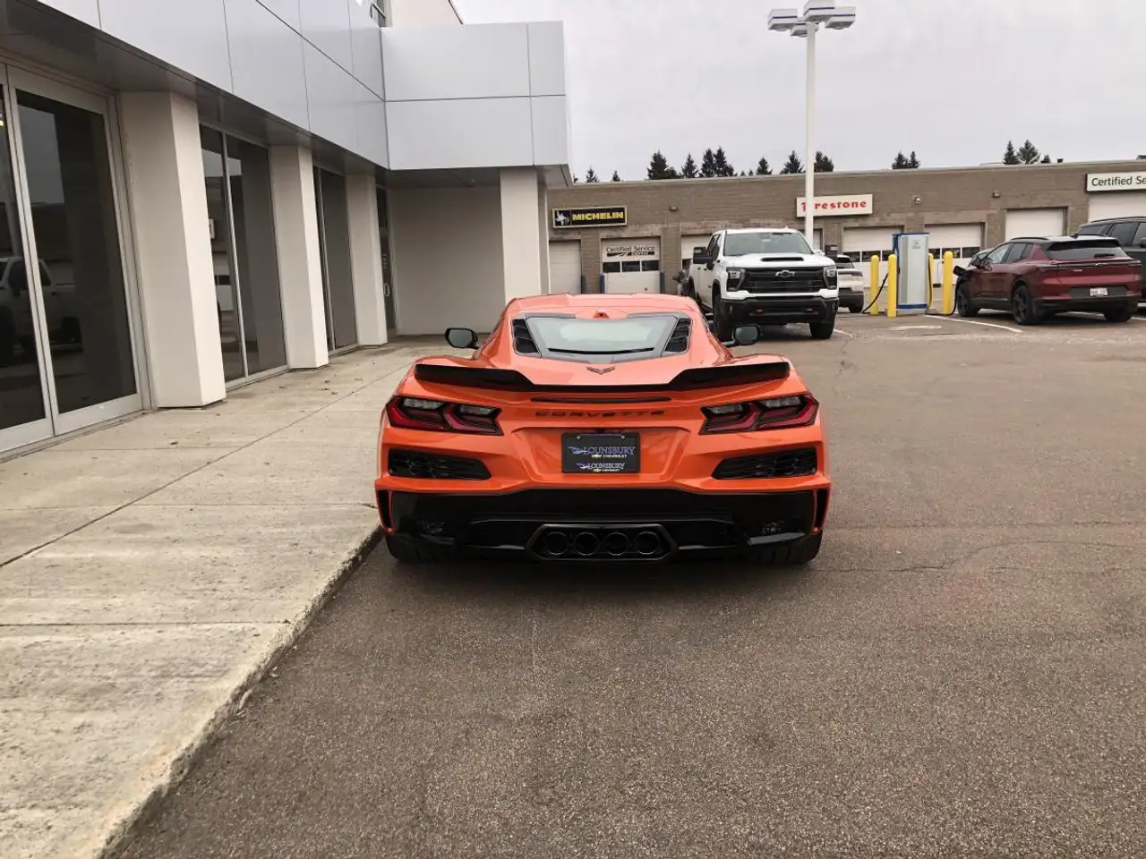 Chevrolet Corvette снимка Chevrolet Corvette
