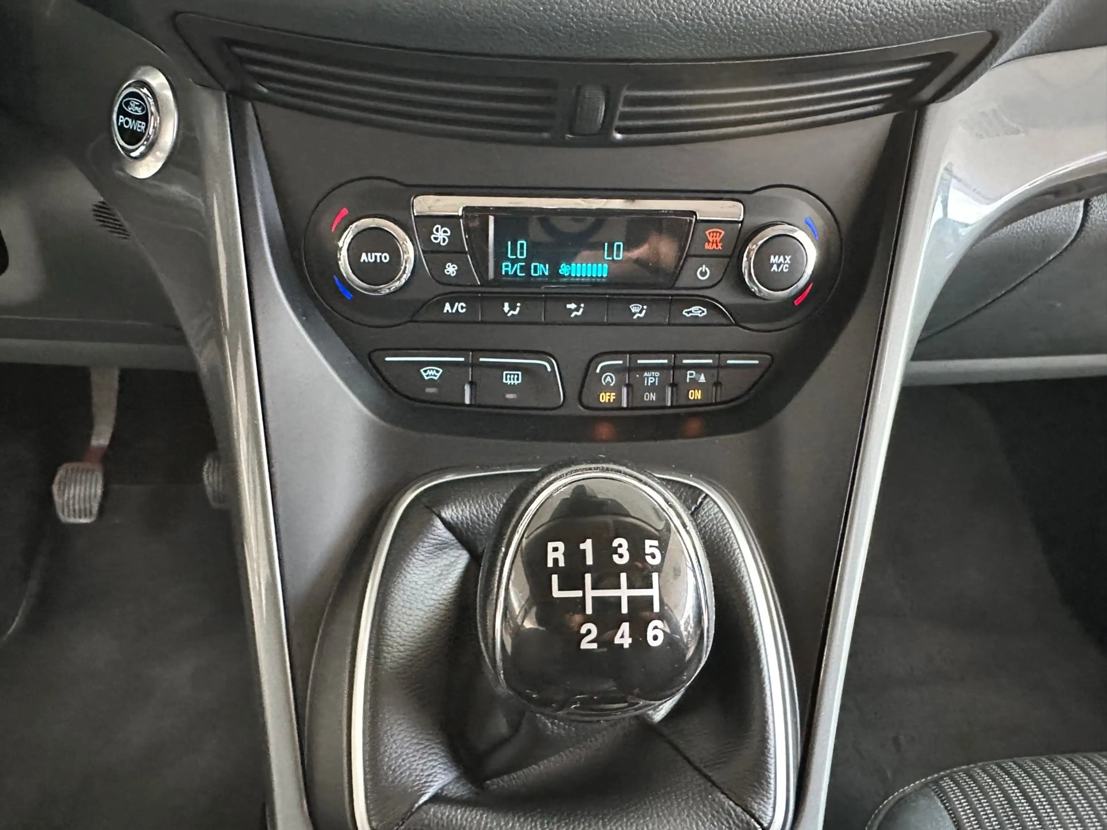 Ford C-Max C-MAX 1.0 ecoBoost Titanium 6-gang Kamera — photo 18
