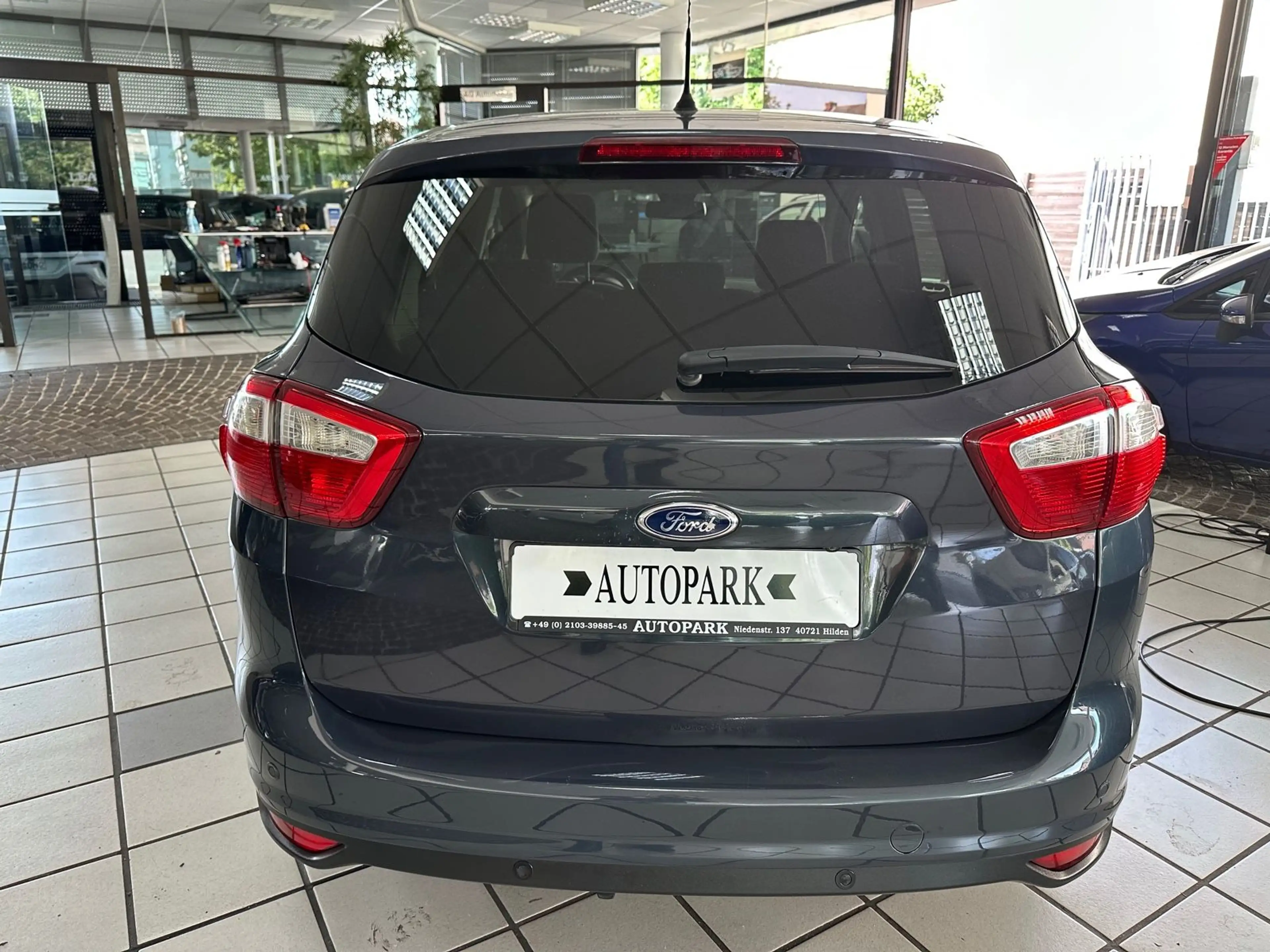 Ford C-Max C-MAX 1.0 ecoBoost Titanium 6-gang Kamera — photo 5