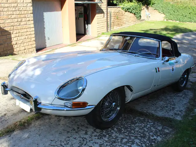 Jaguar E-Type EA SERIE OTS